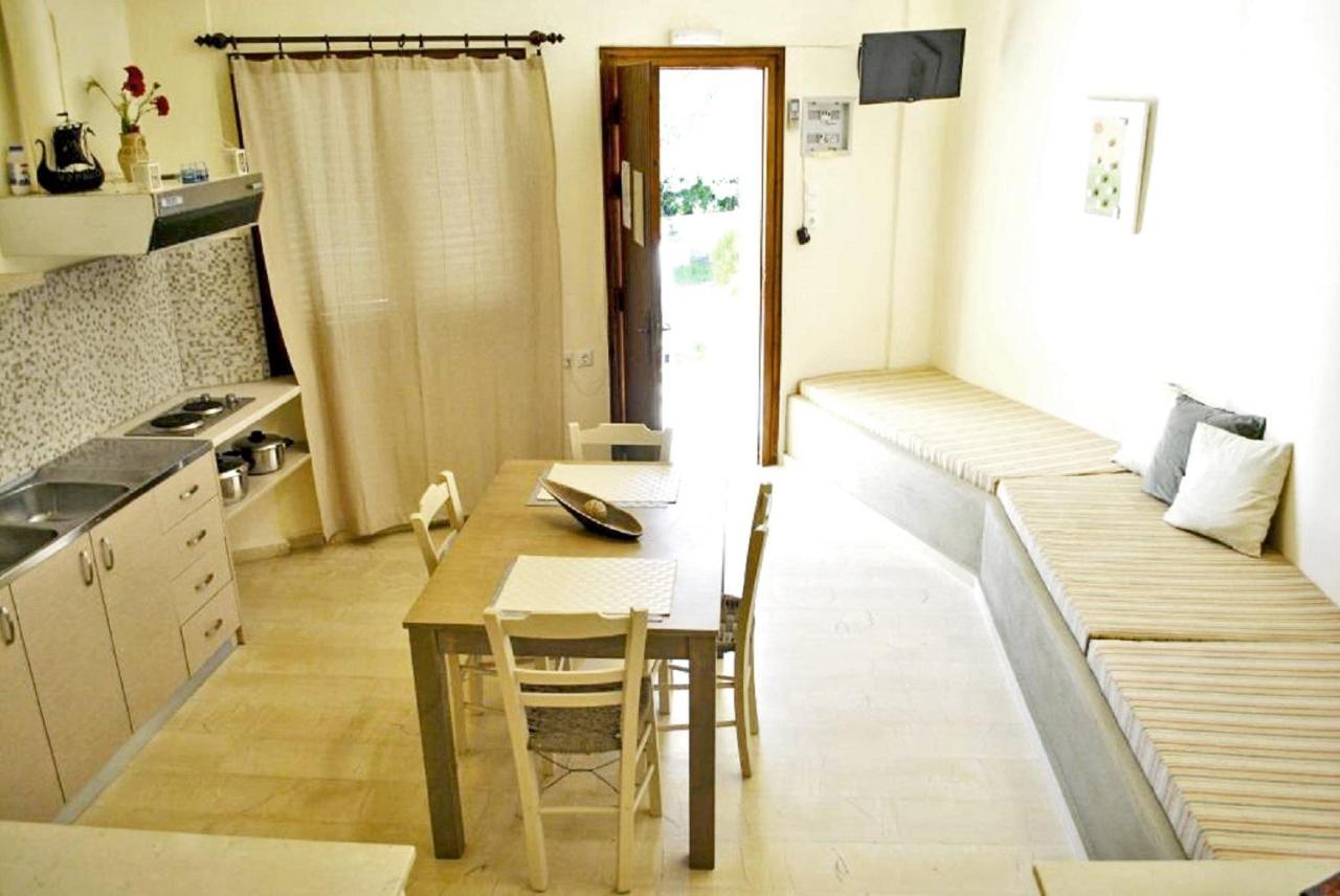 Chouzourakis Apartment Keratokampos