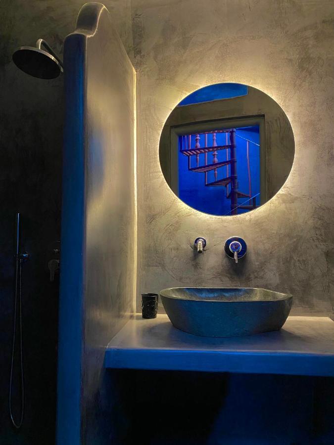 Canyon Santorini Apartment