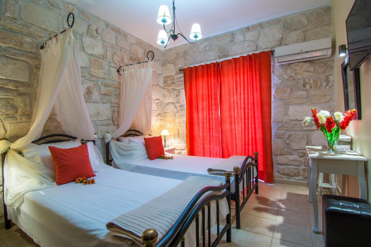 Evanthe Stone Villa *