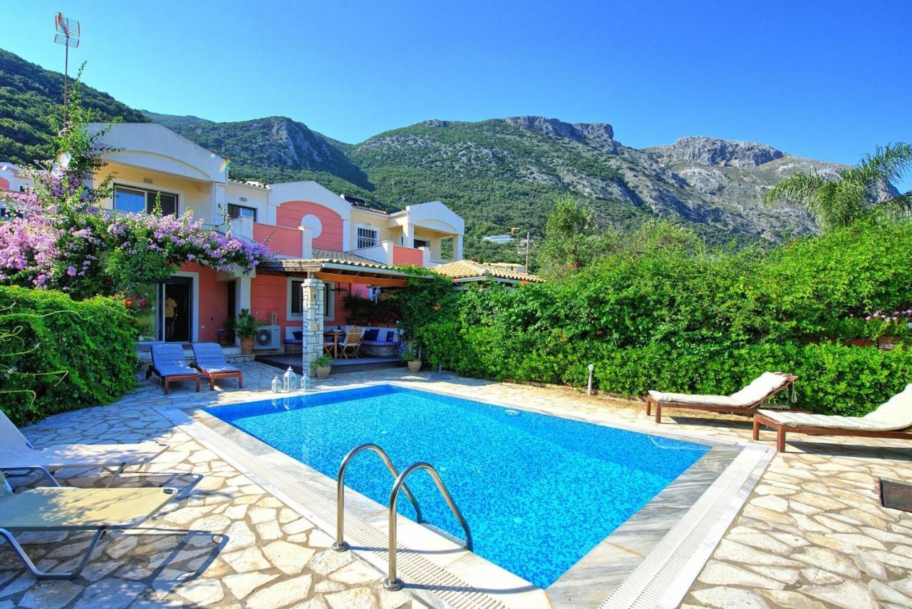 Villa Blue By Posarellivillas