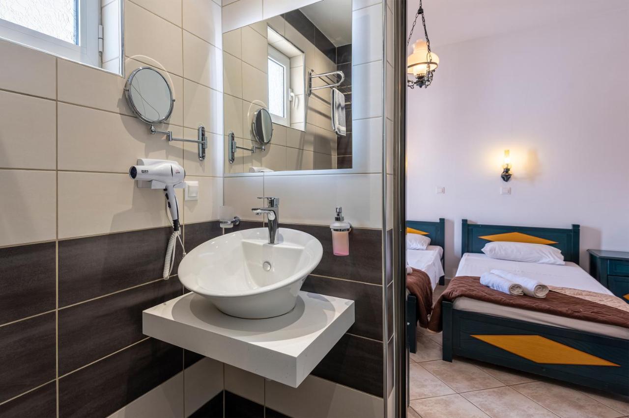 Hotel Cirillo Family Hotel-christinas 2*