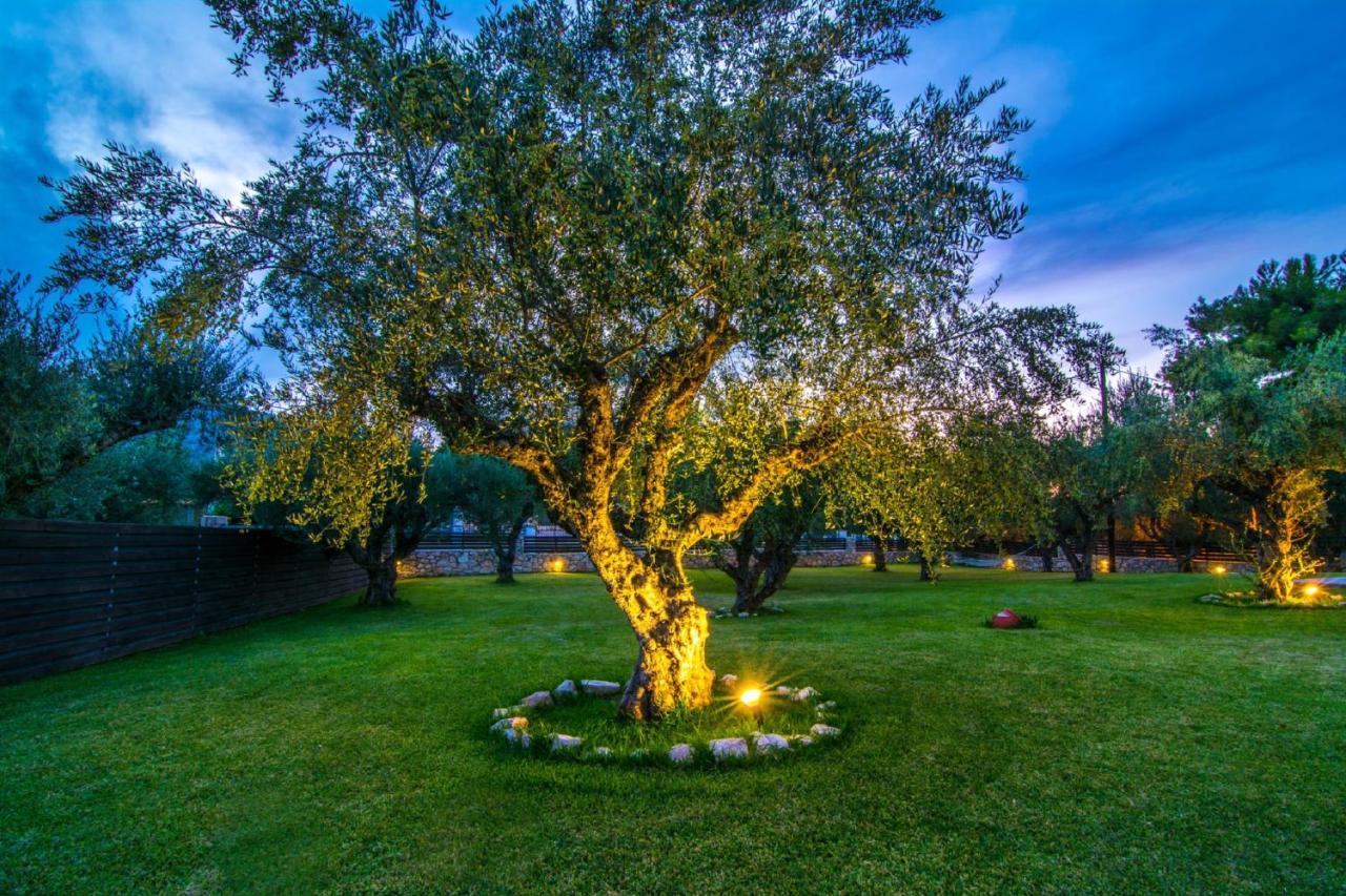 Villa Evanthe Stone