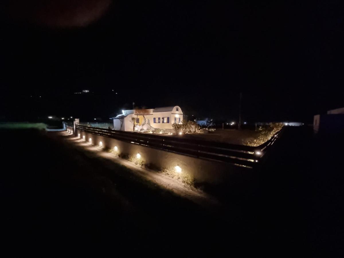 Villa Angelica Perivolos (Santorini)