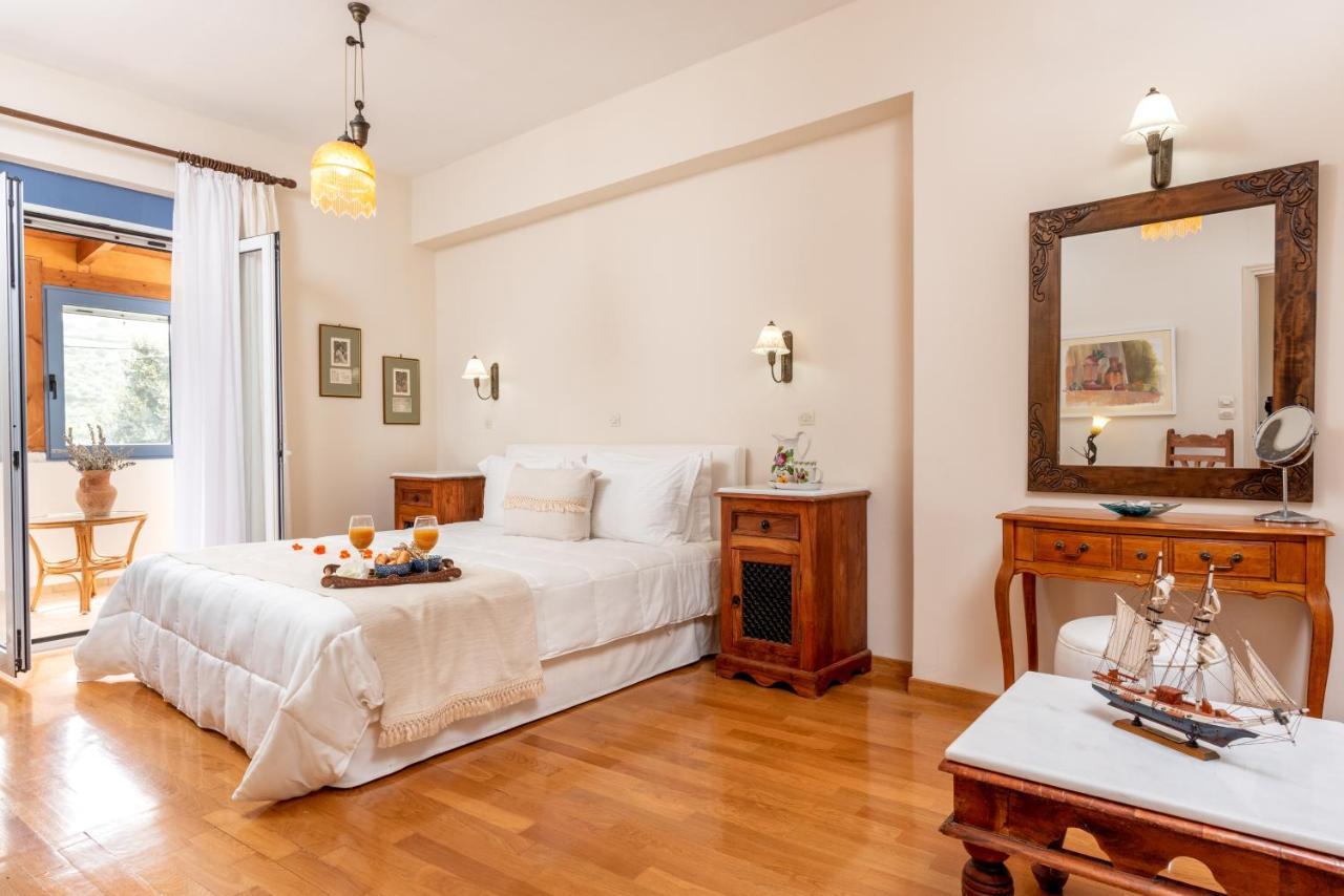 Nefeli Kallergi Villa *