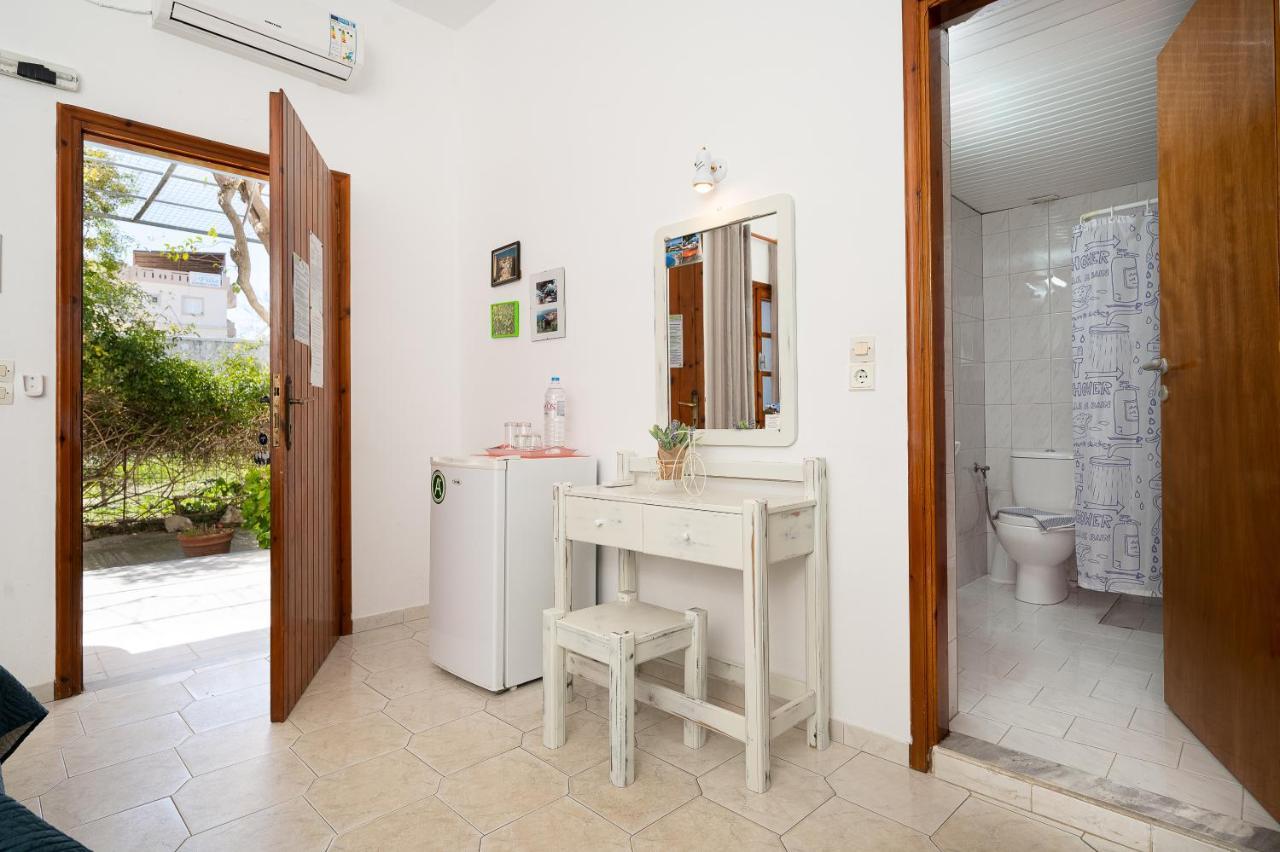 Jodi's Guest house Pitsidia