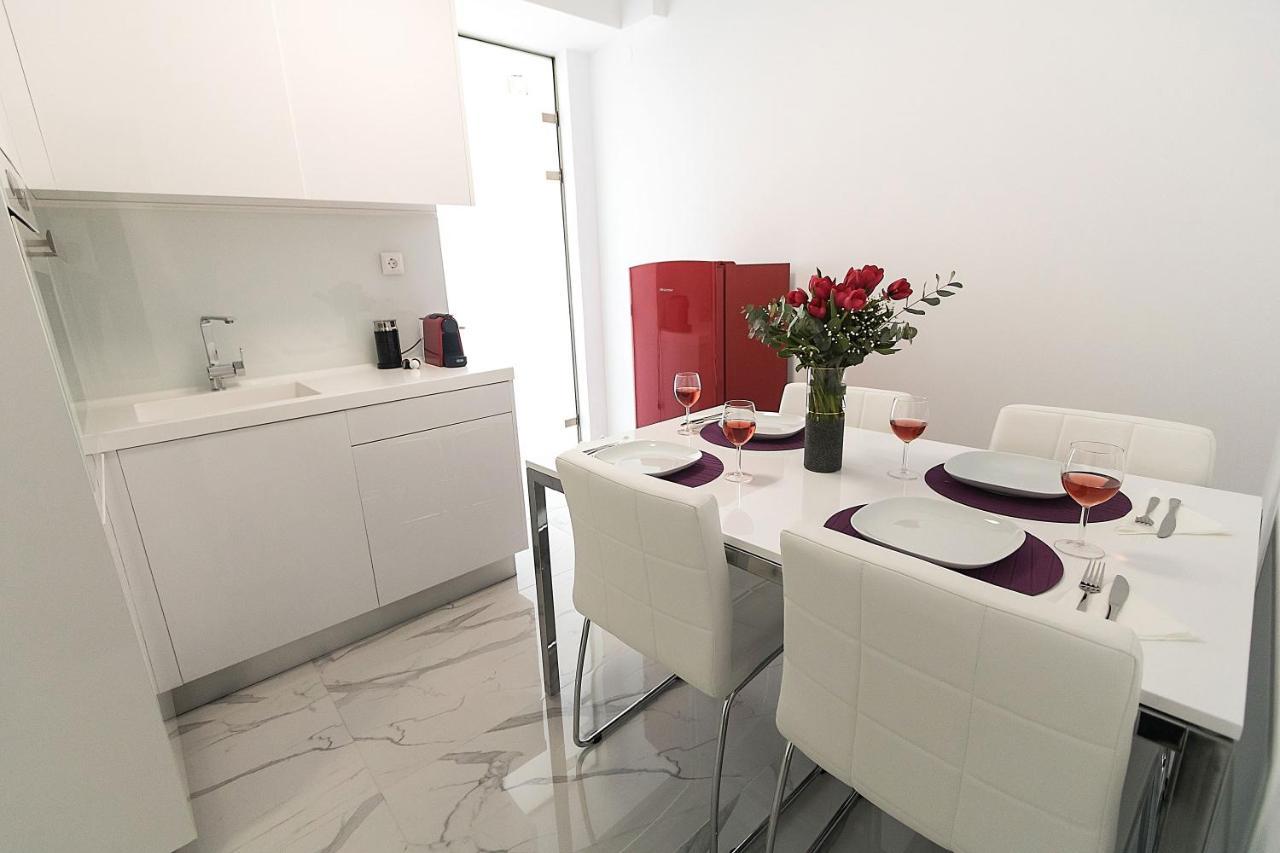 Aria Apts 100 M From The By Posarellivillas Holiday home *