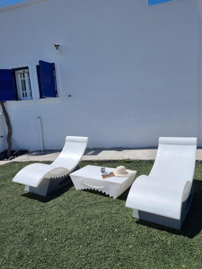 Angelica Villa Perivolos (Santorini)