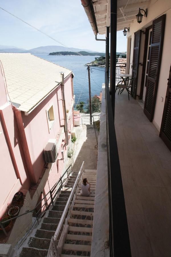 Holiday home Gabriela's Seaside House *