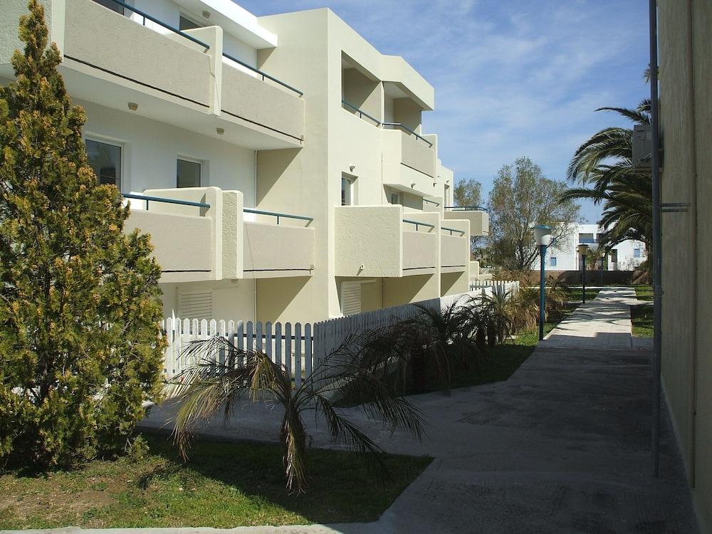Aslanis Village Apartment *