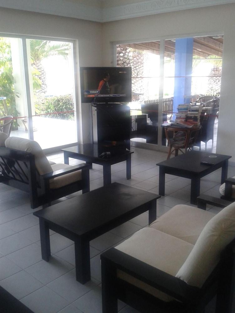 Aslanis Village Apartment