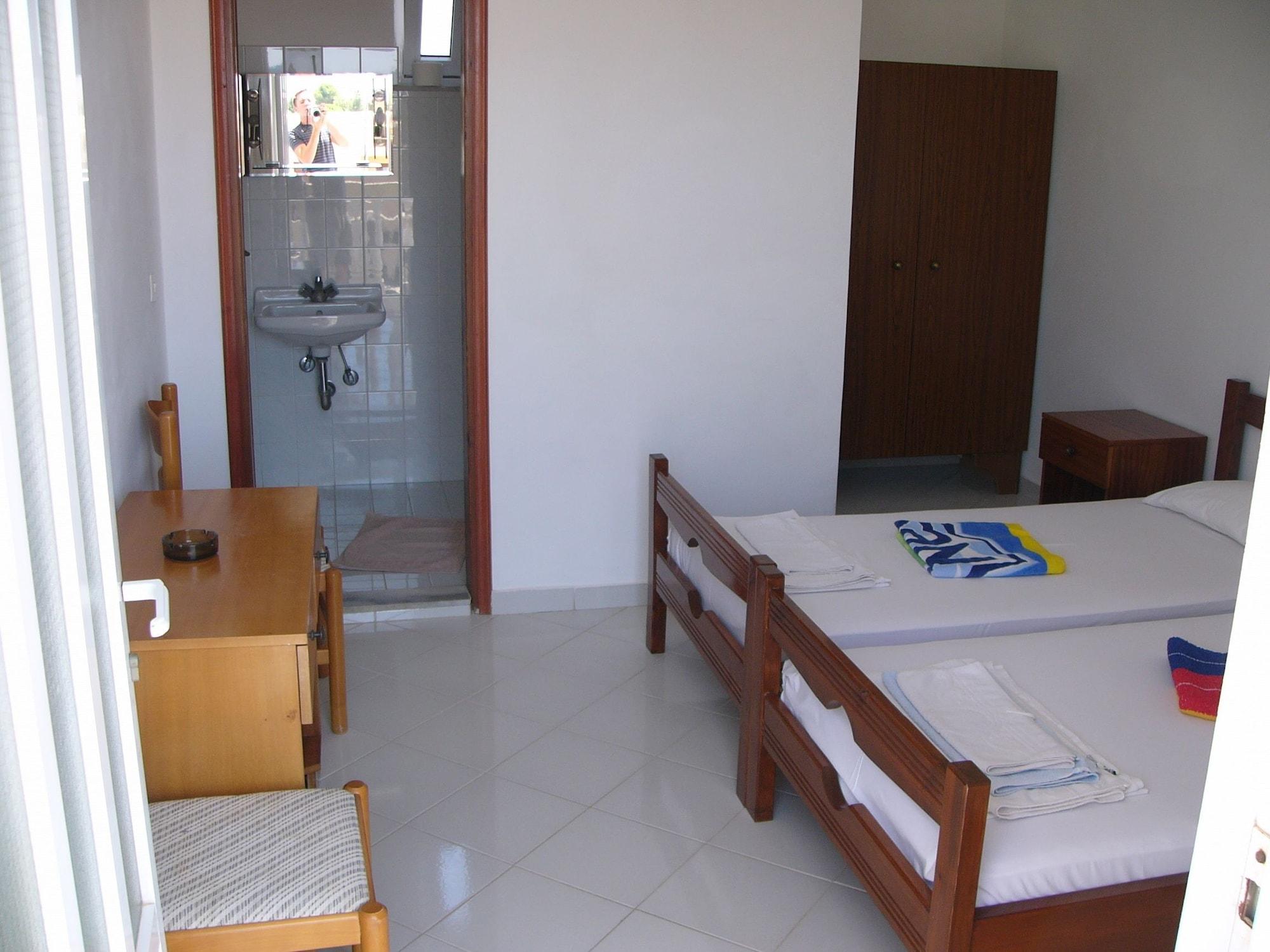Helgas Paradise Hotel Afantou