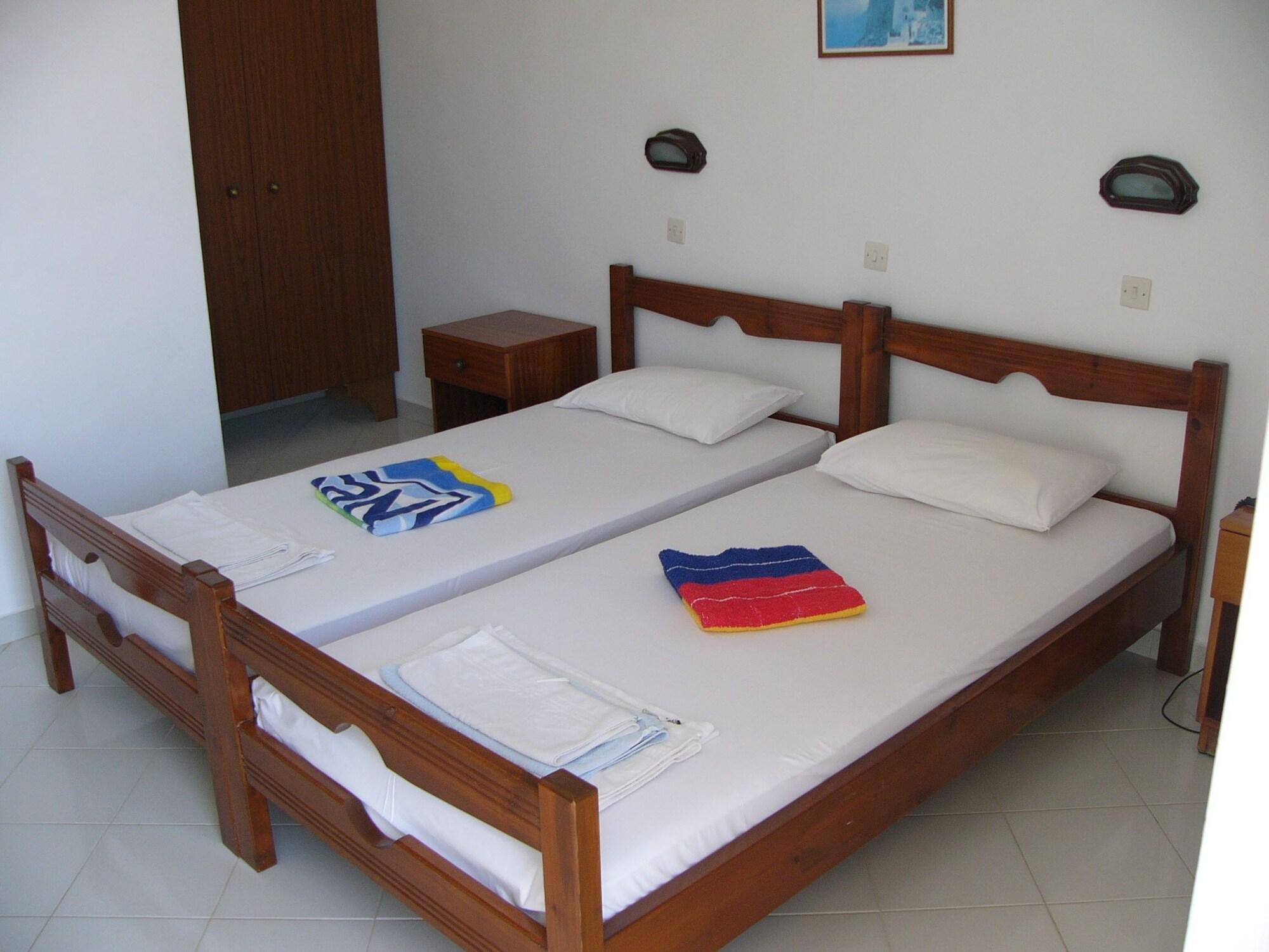 Helgas Paradise Hotel 2*
