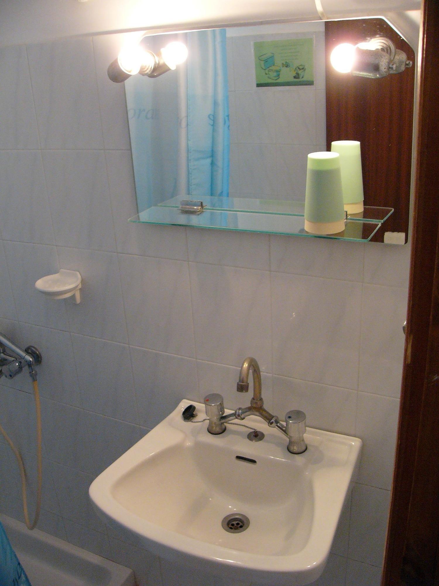 Hotel Helgas Paradise 2*