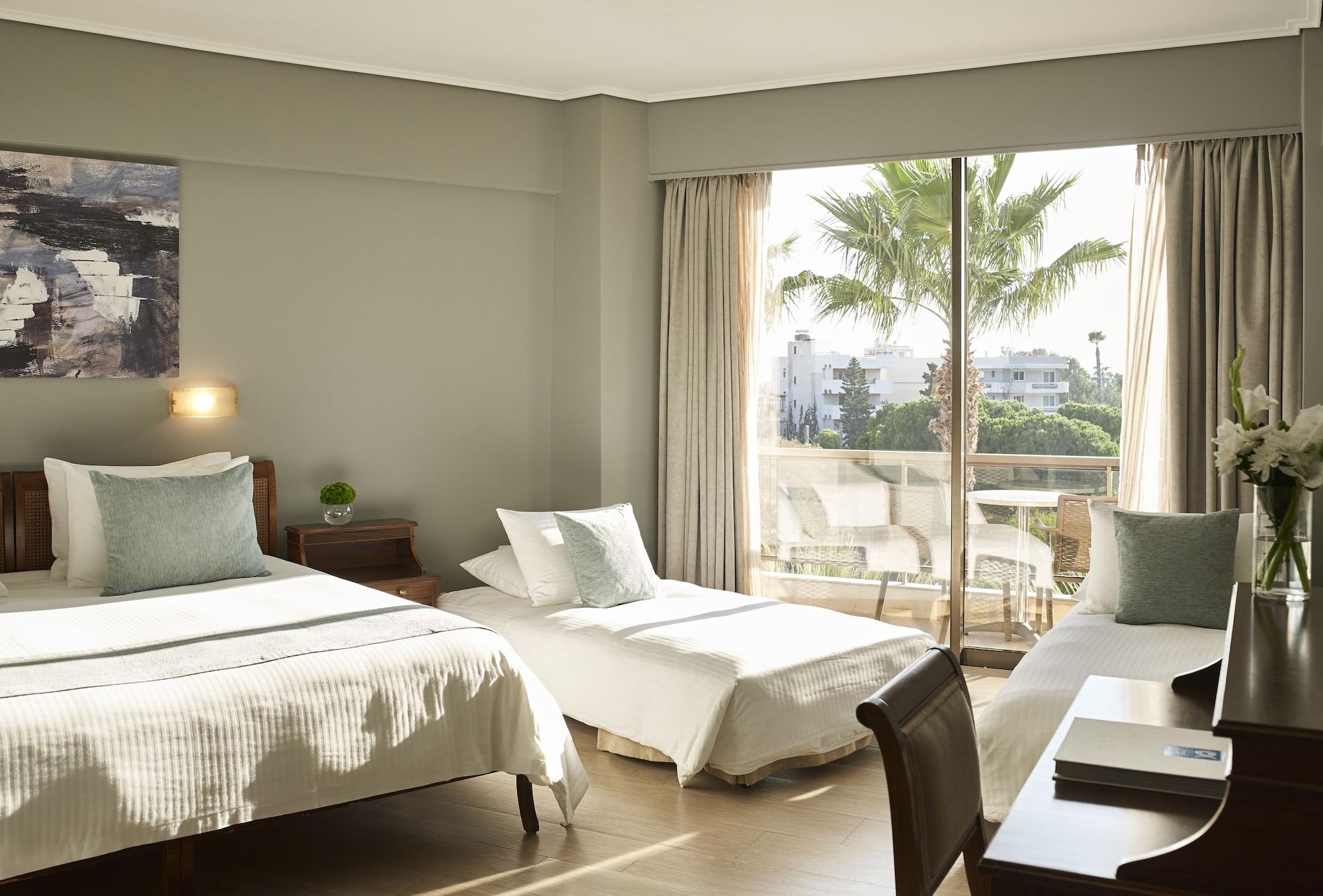 Golden Sun Hotel