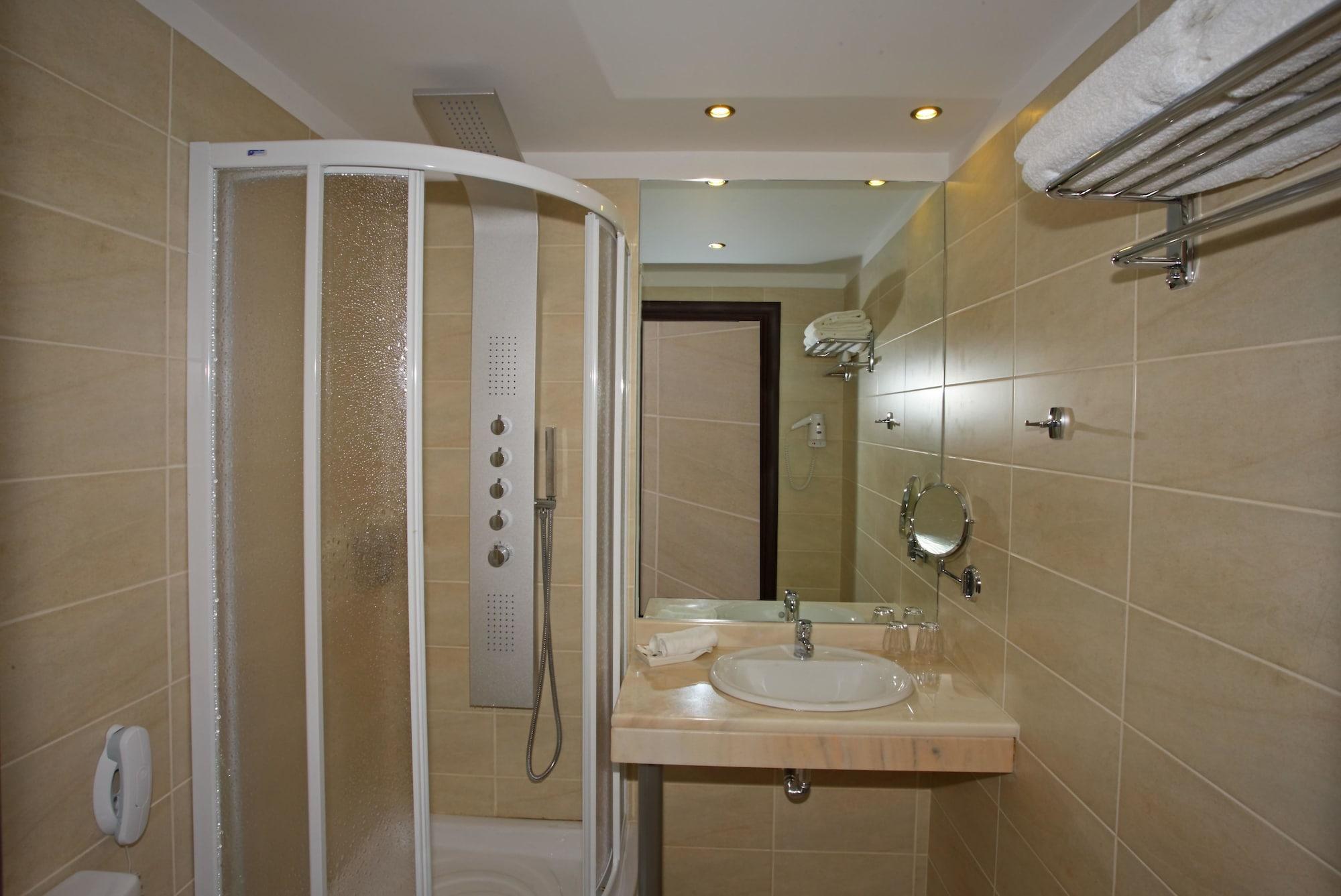 Olympic Palladium Hotel 3*