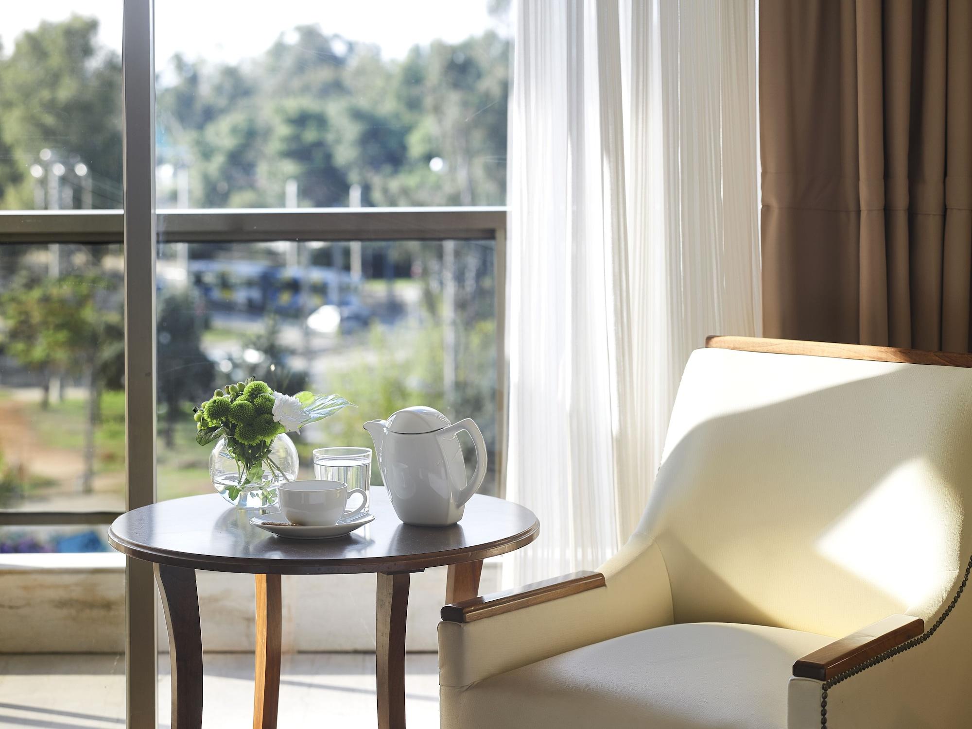 Golden Sun Hotel