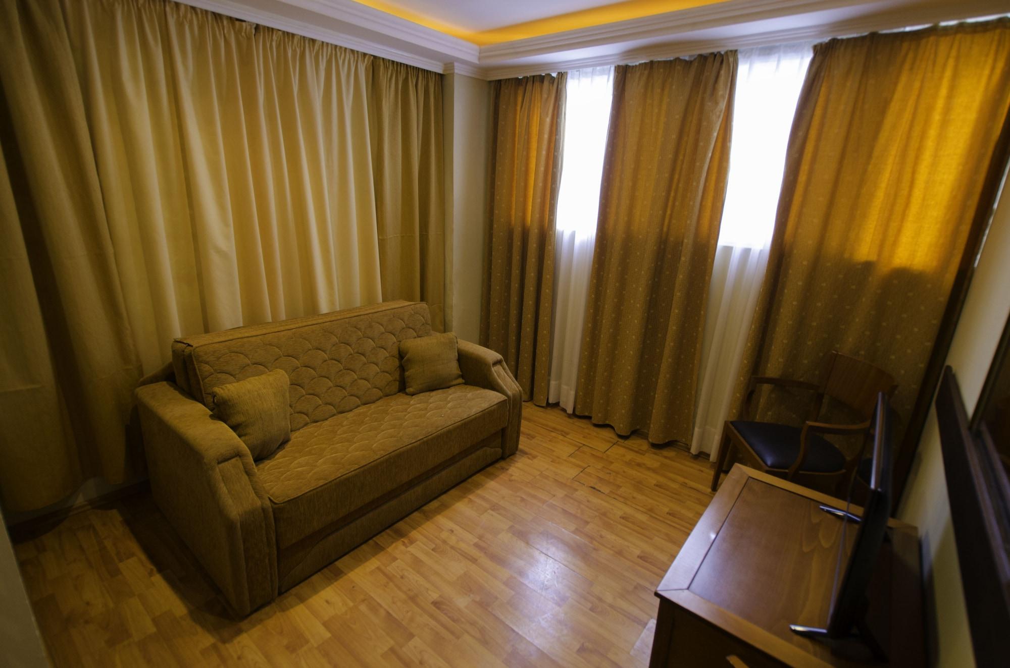 Hotel Lydia 3*