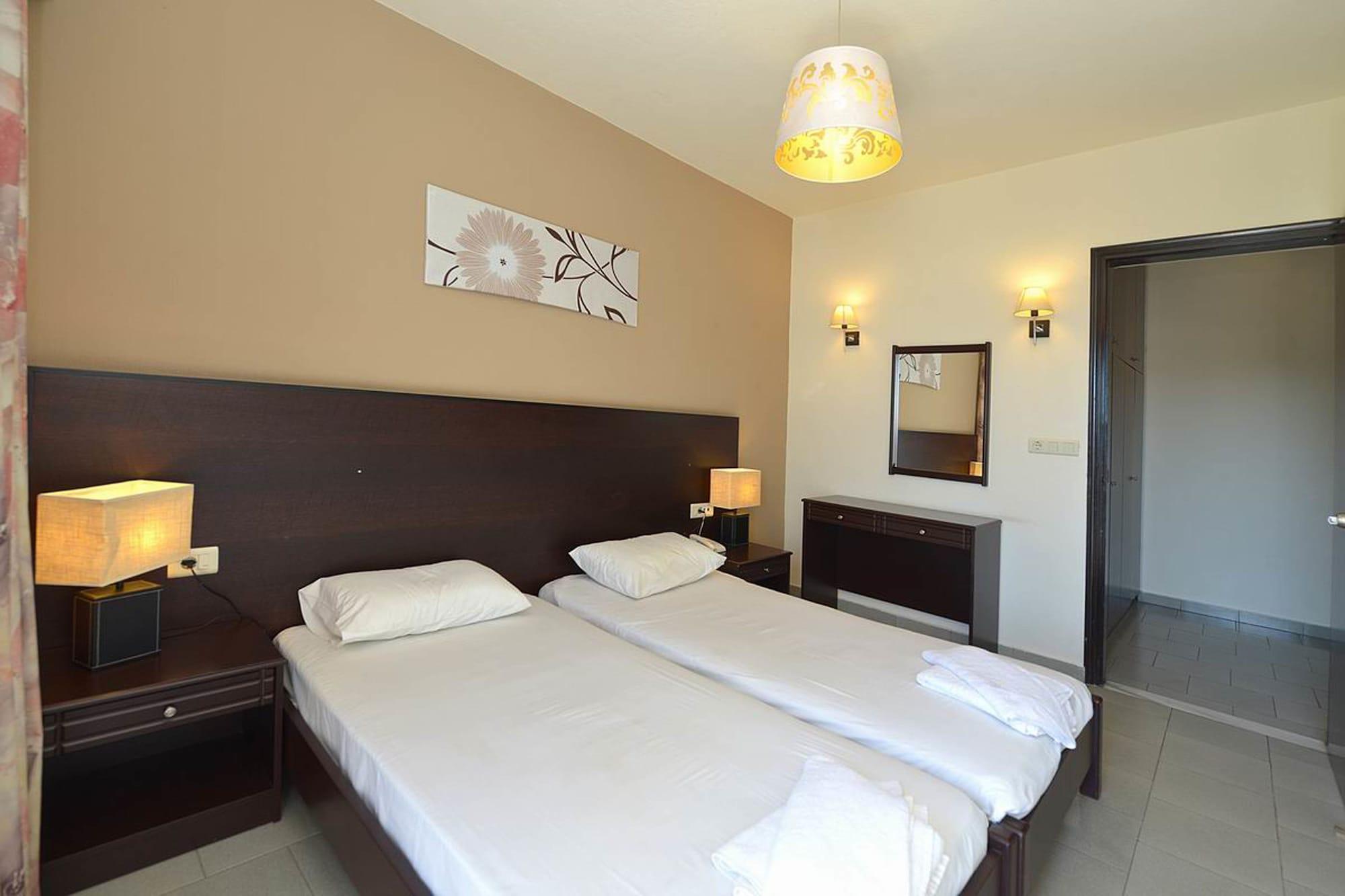 Hotel Ialysos City Hotel 3*