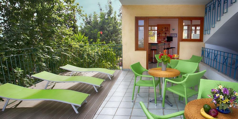 Romantica Aparthotel