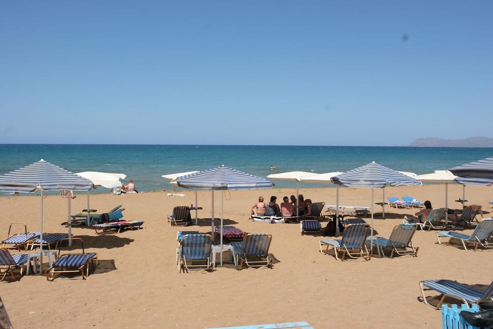 Lia Beachfront Stalos