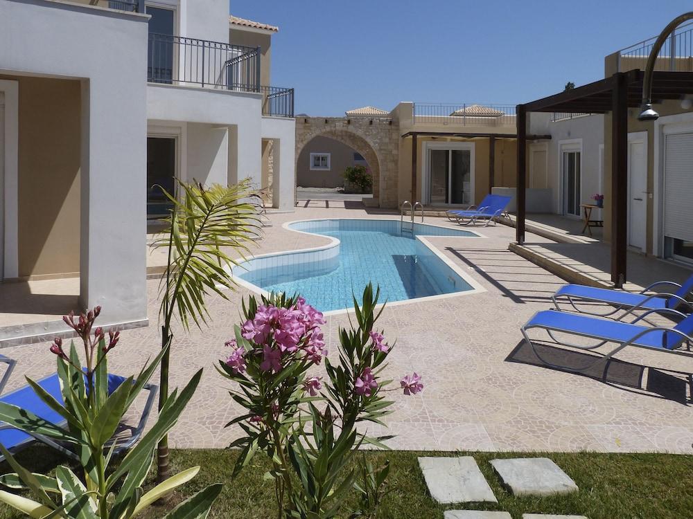 Azure Villa *