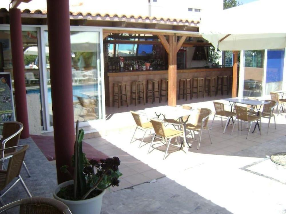 Hotel Australia Gazi