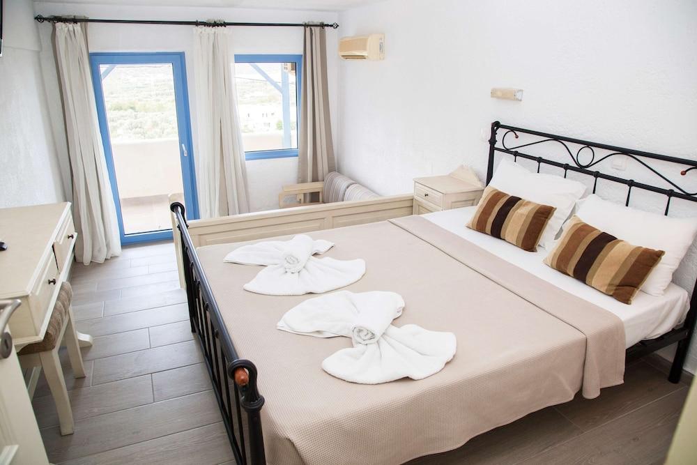 Hotel Elpida Village