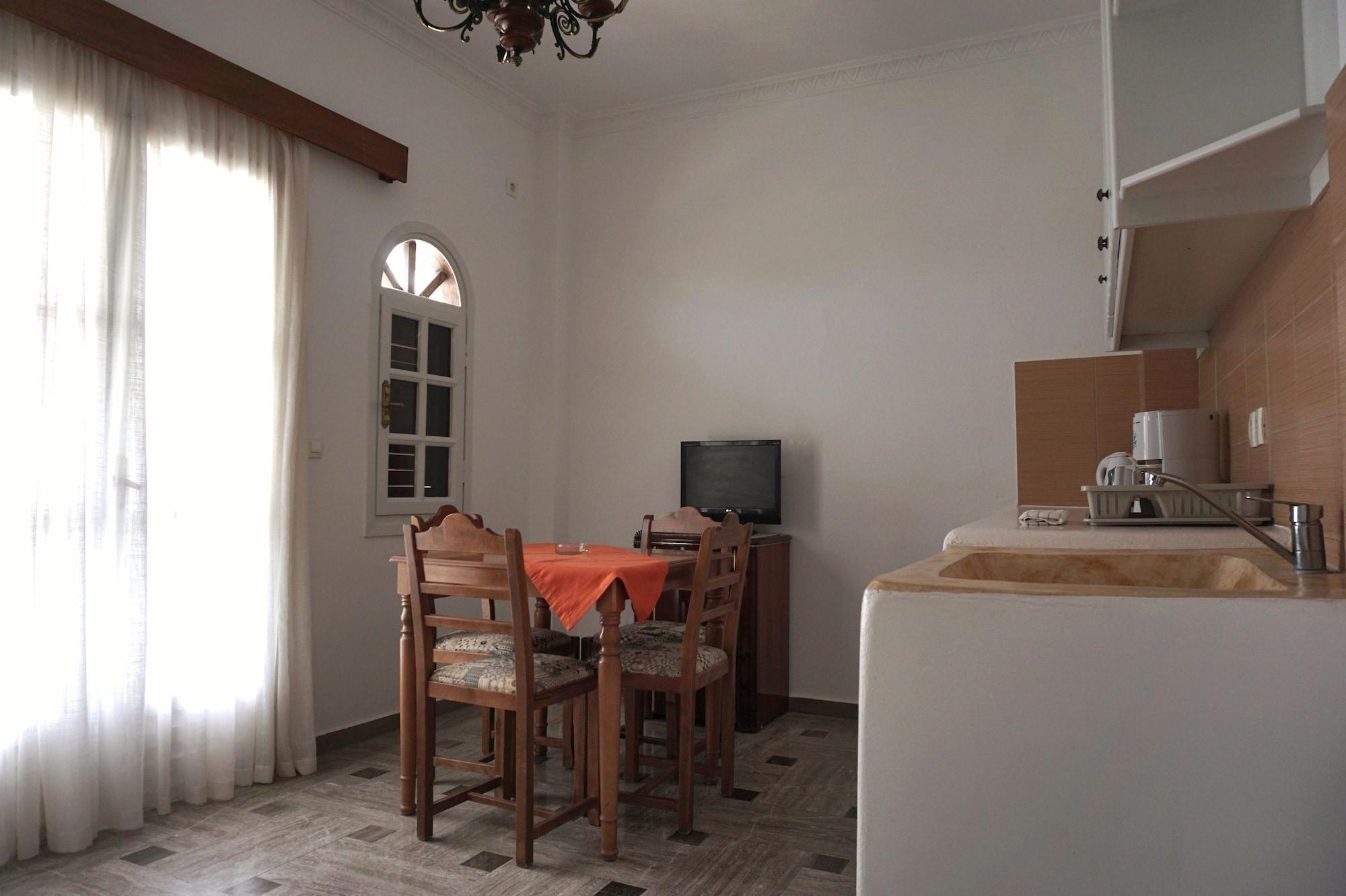 Apartment Black