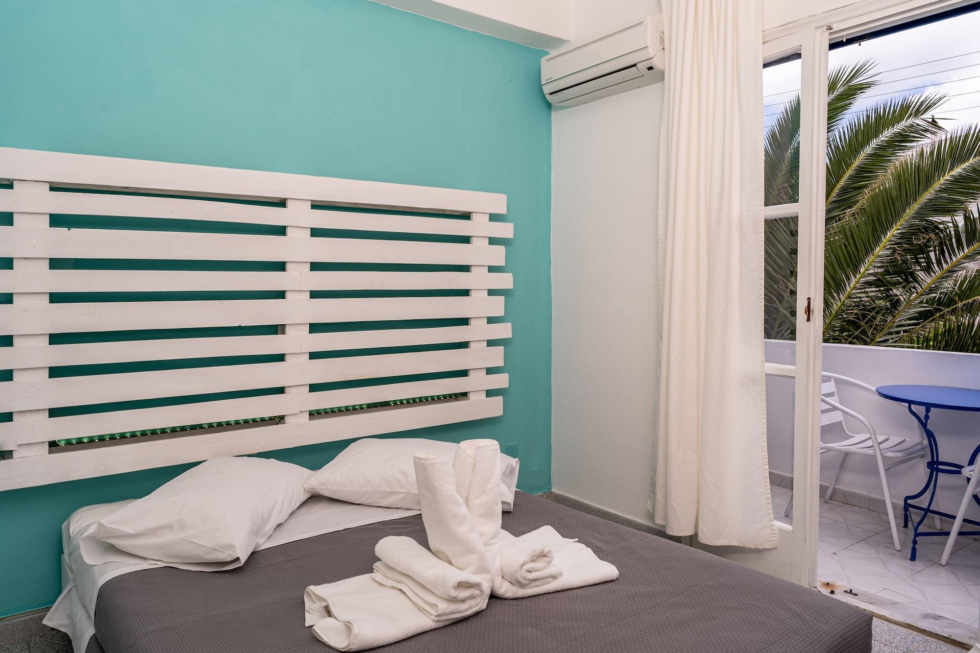 Ikaros Aparthotel