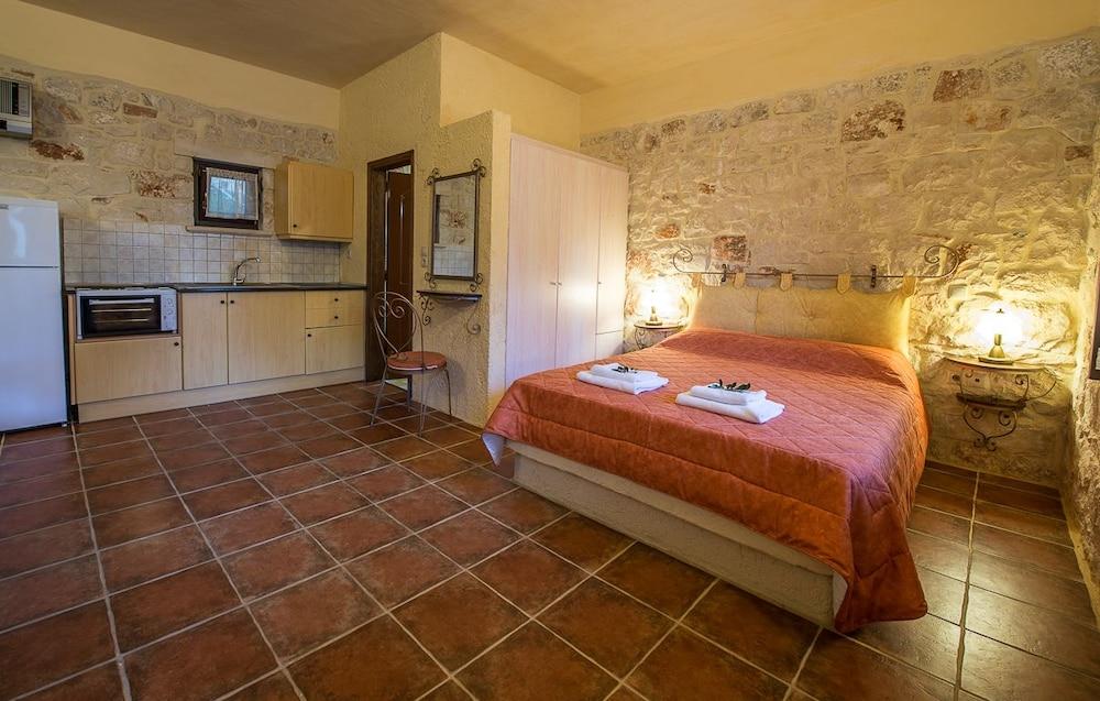 Dantes Maisonettes Apartment Alykanas (Zakynthos)