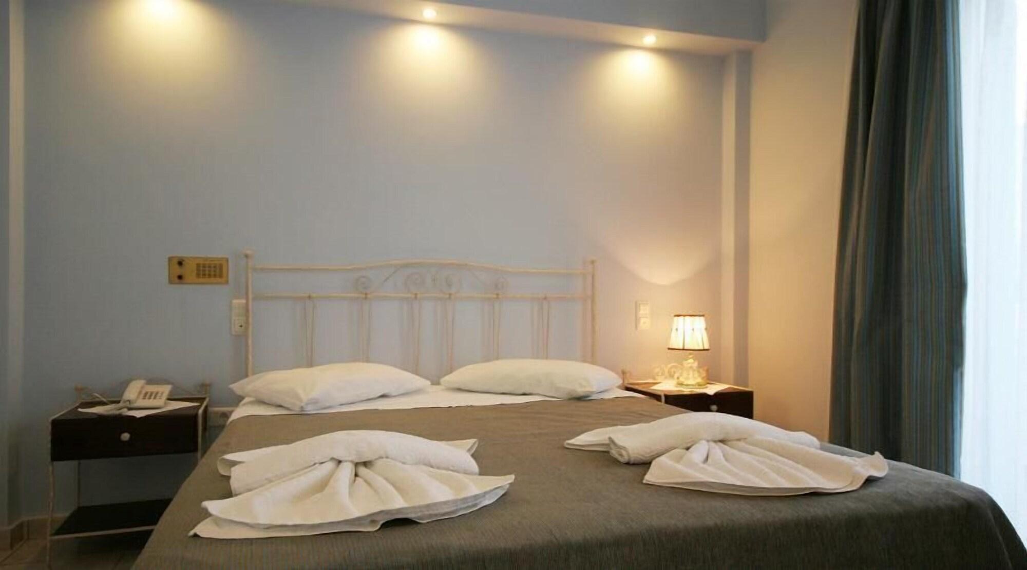Preka Maria 2* Kamari (Santorini)