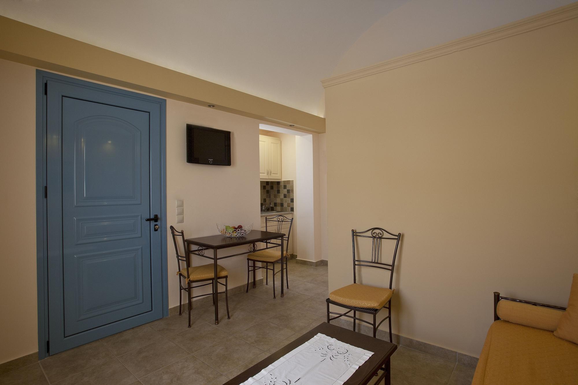 Preka Maria 2* Kamari (Santorini)