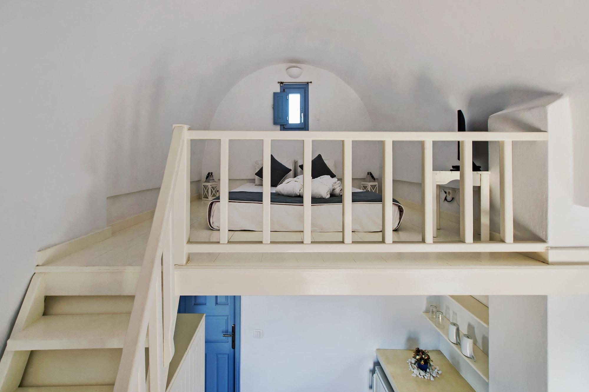 Apanemo & Akrotiri (Santorini)