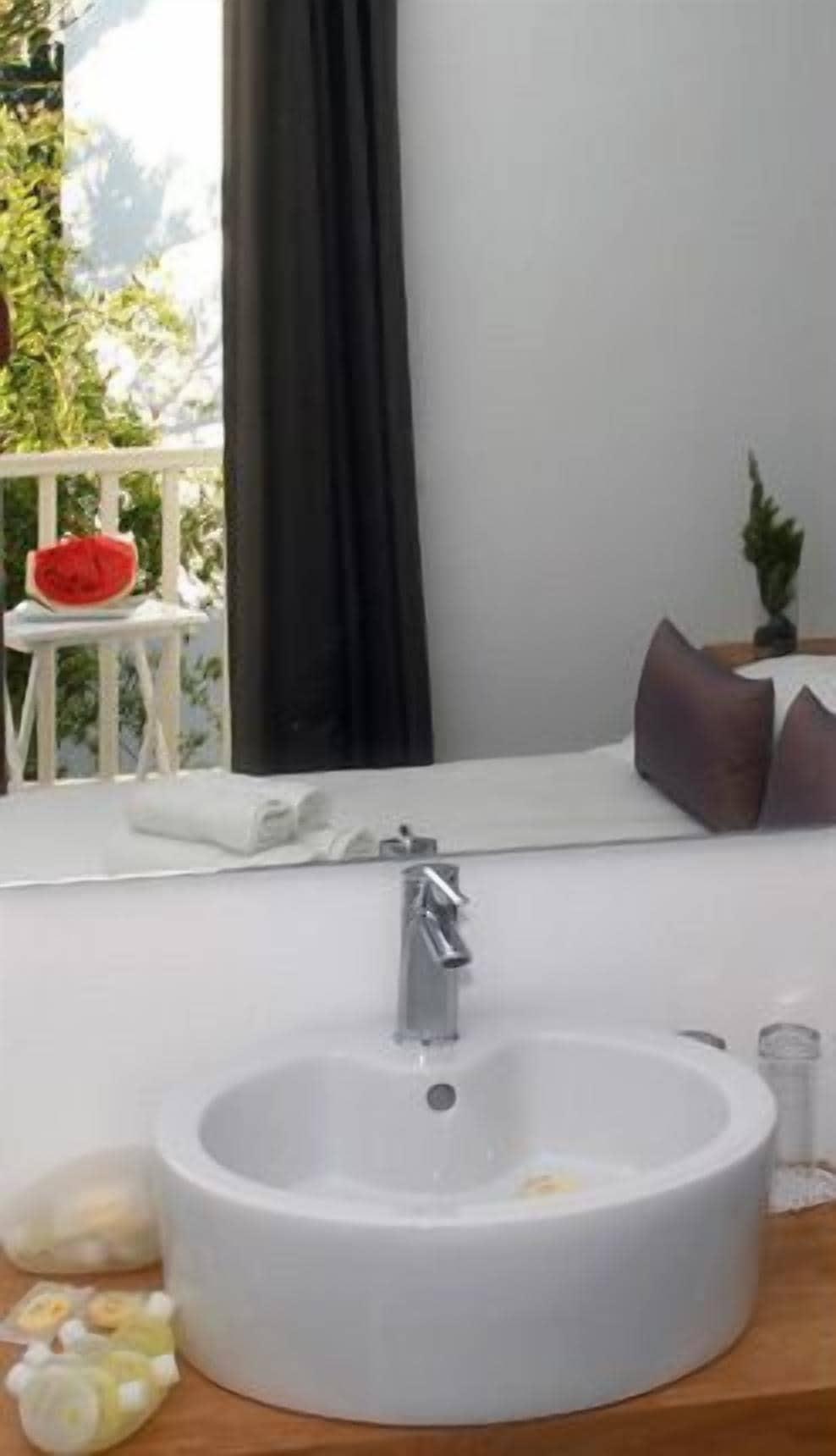 Fresh Boutique Hotel