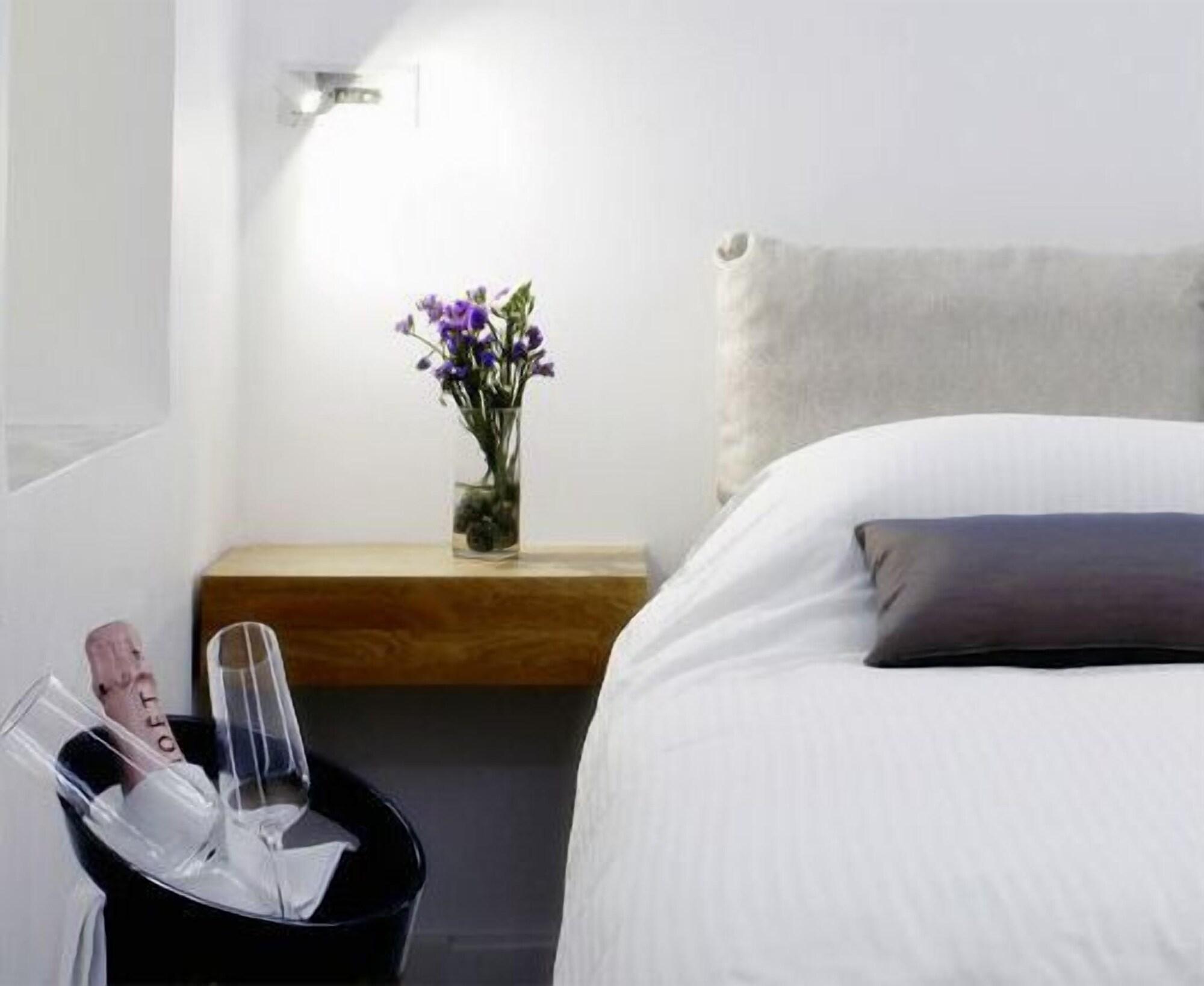 Fresh Boutique Hotel 3*