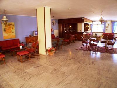 Aparthotel Theodorou