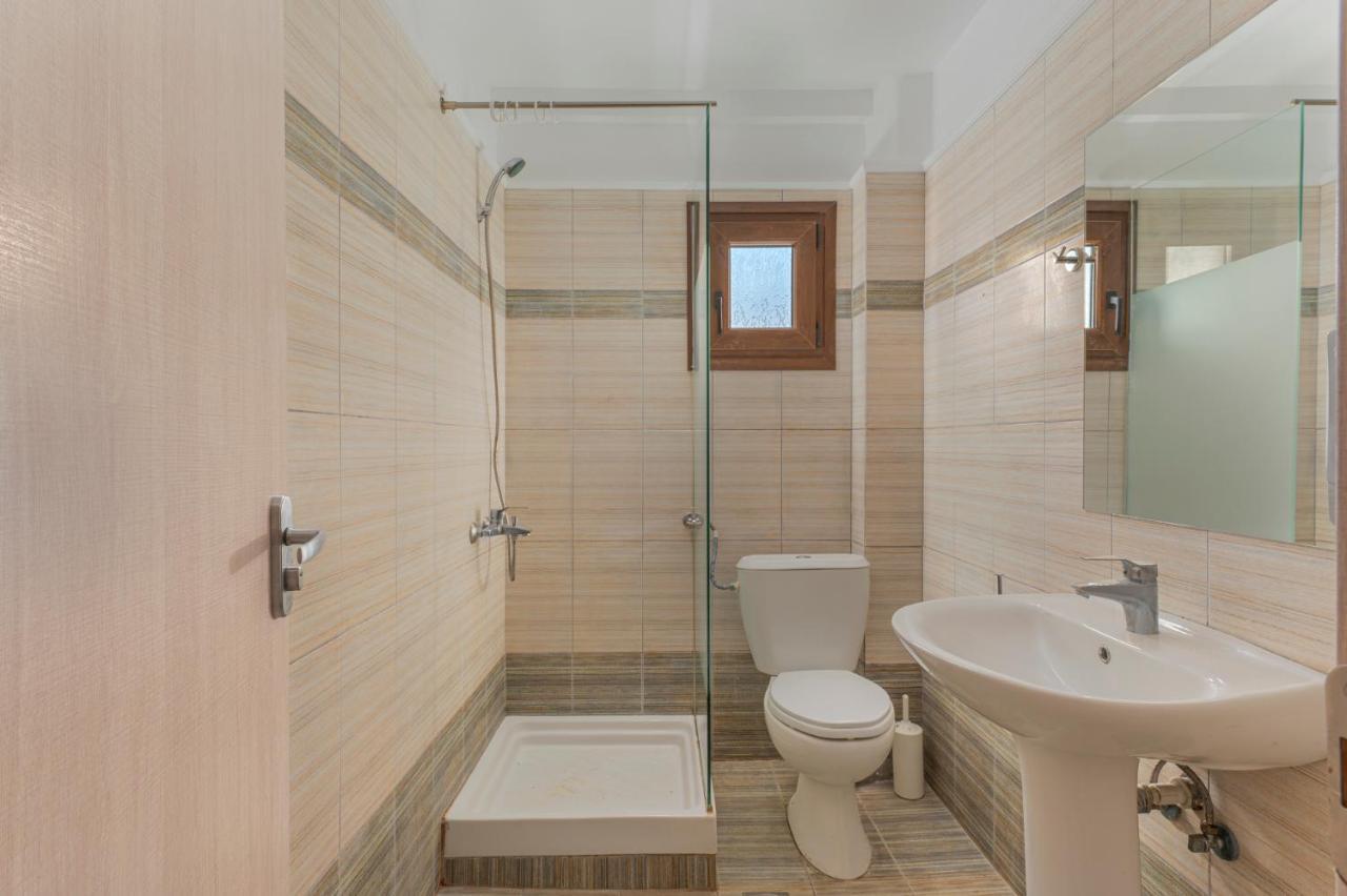 Adonis Aparthotel Pefkochori
