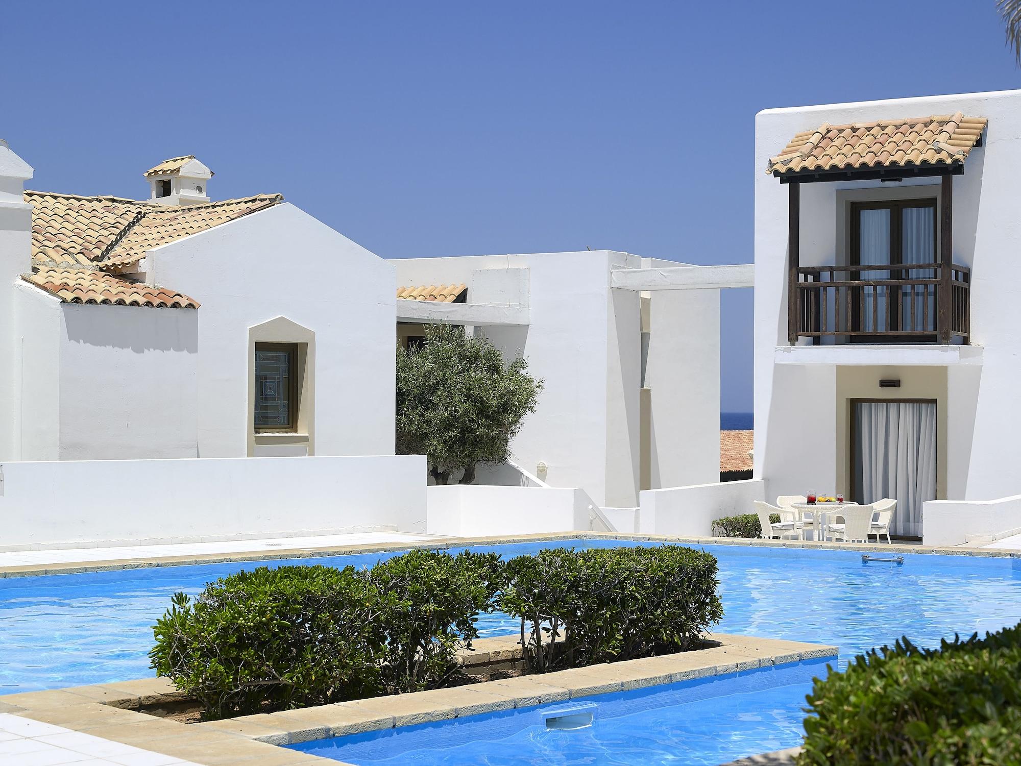 Knossos Royal Resort 5*