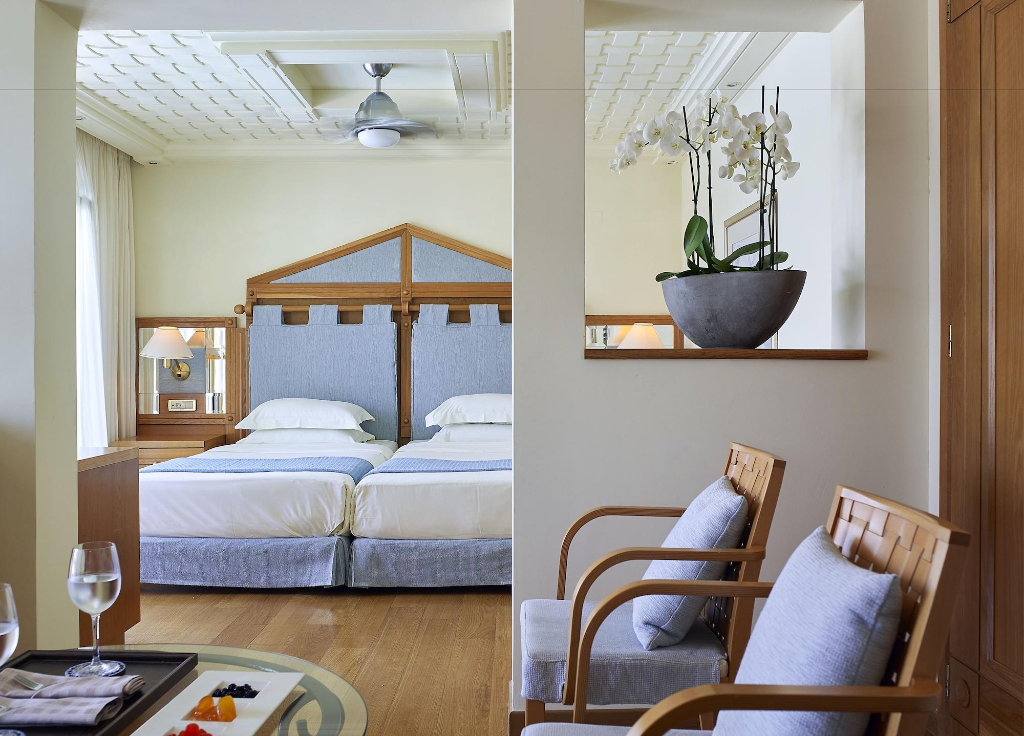 Knossos Royal Resort 5*
