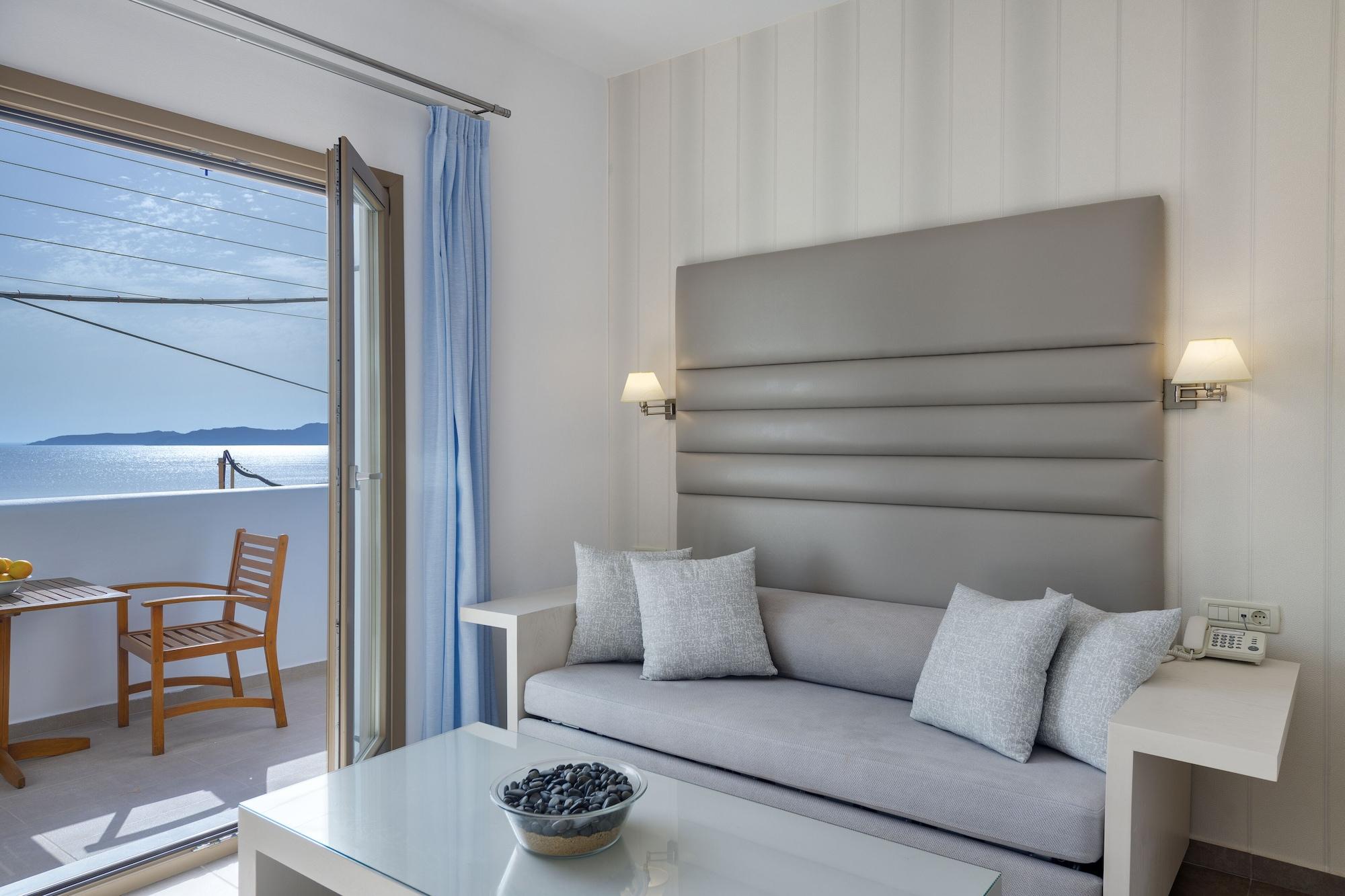 Lithos By Spyros & Flora Hotel 4*
