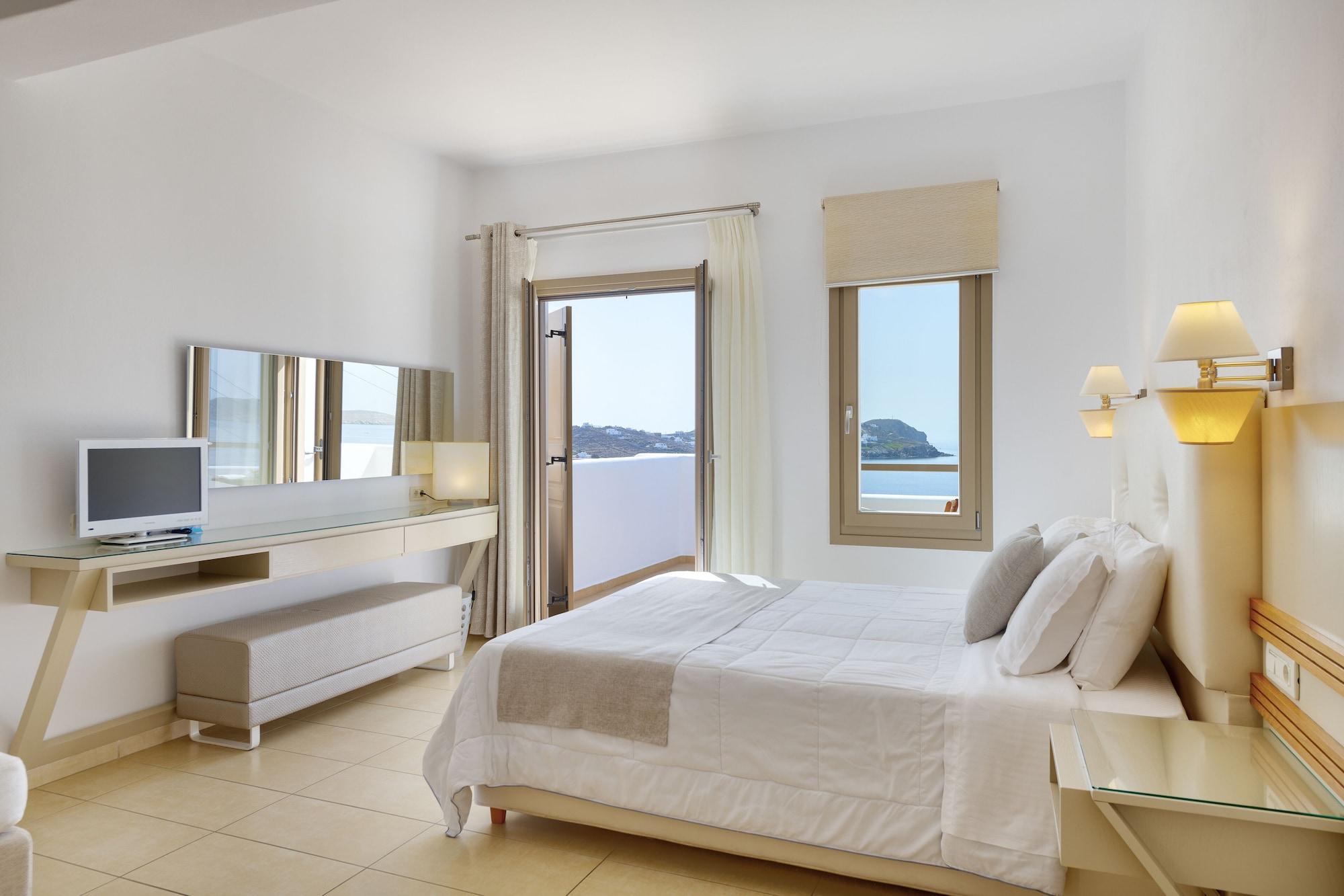 Lithos By Spyros & Flora Hotel 4*