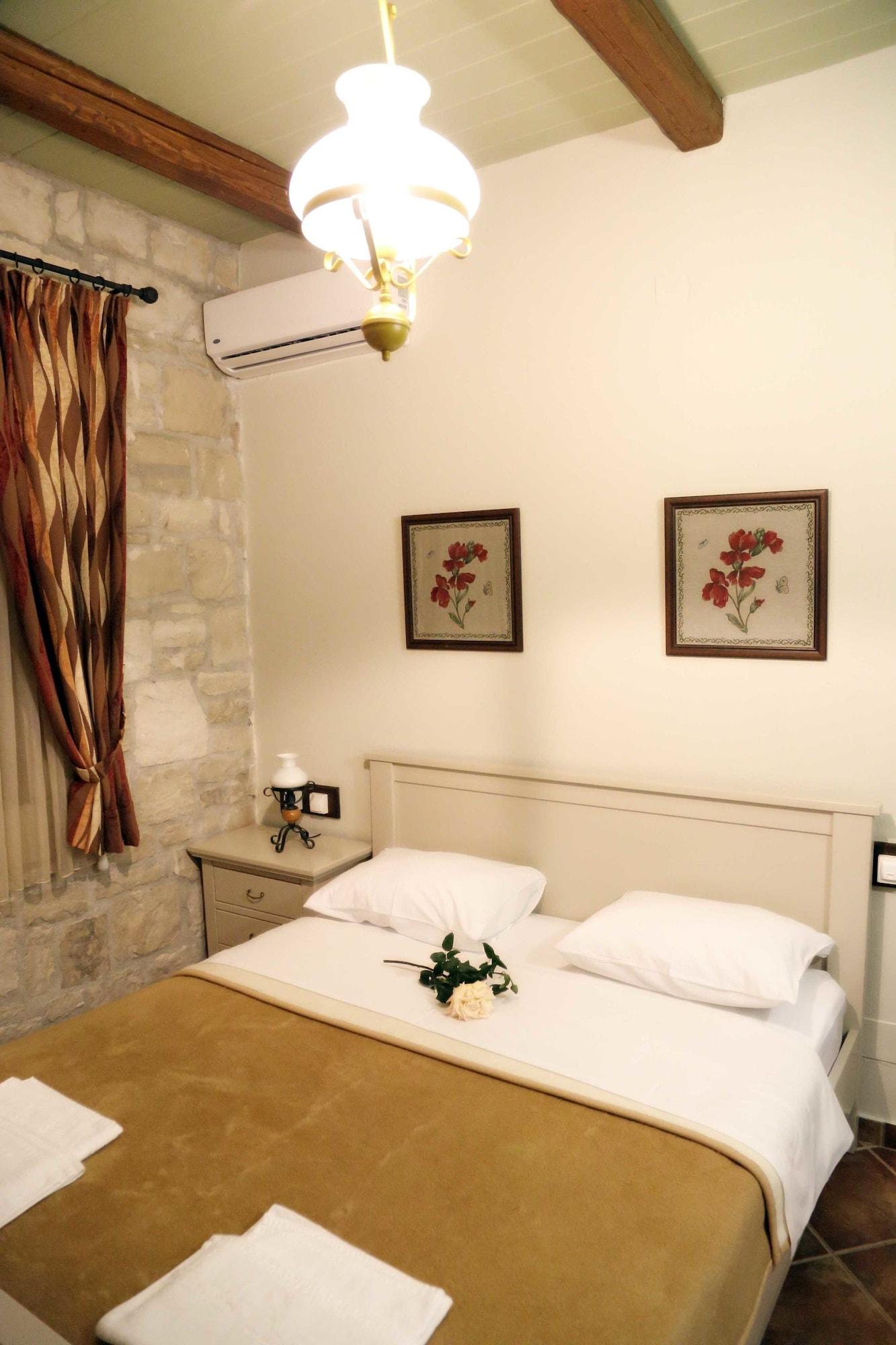 Asion Lithos Apartment *