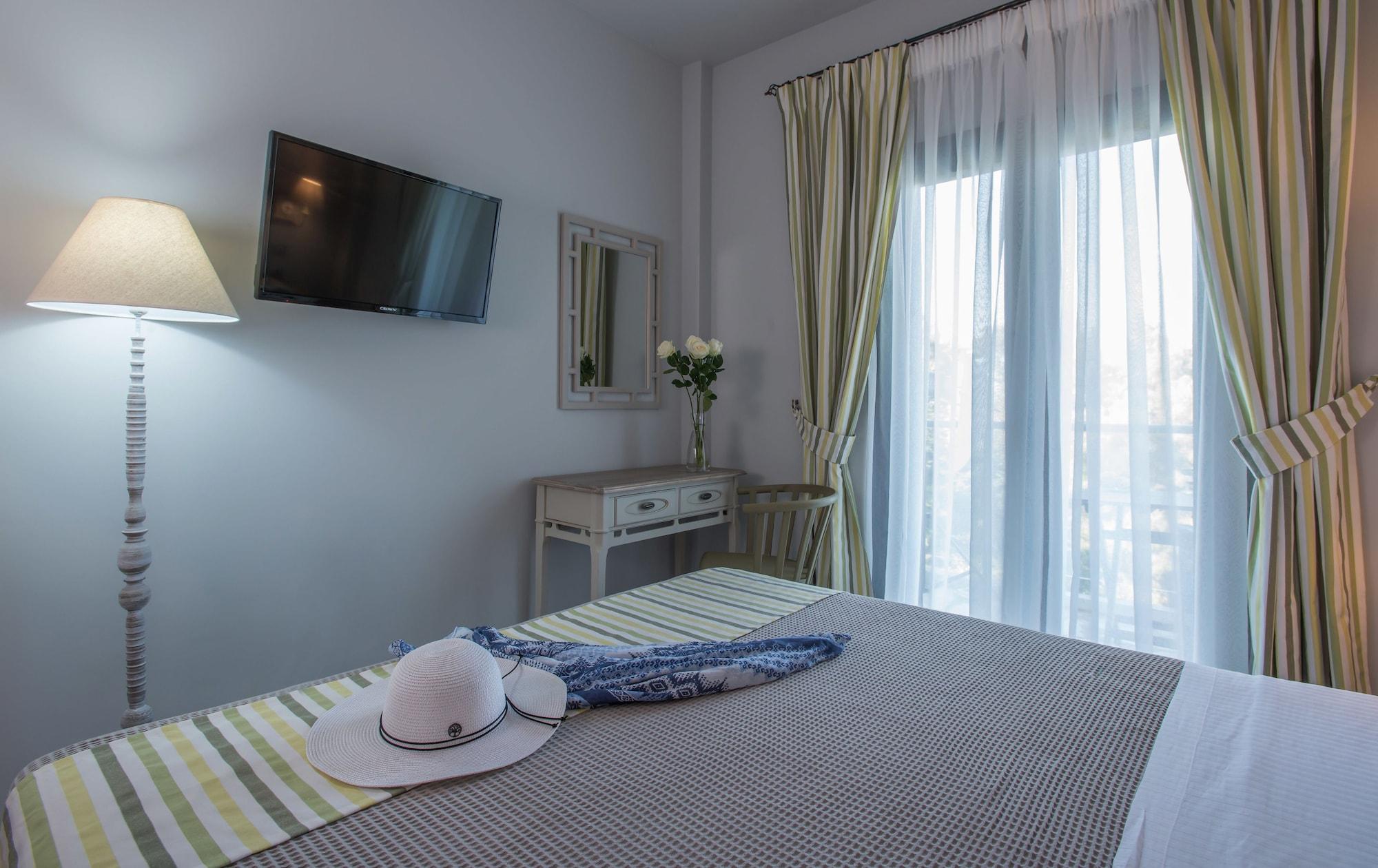 Mirabilia Boutique 3*