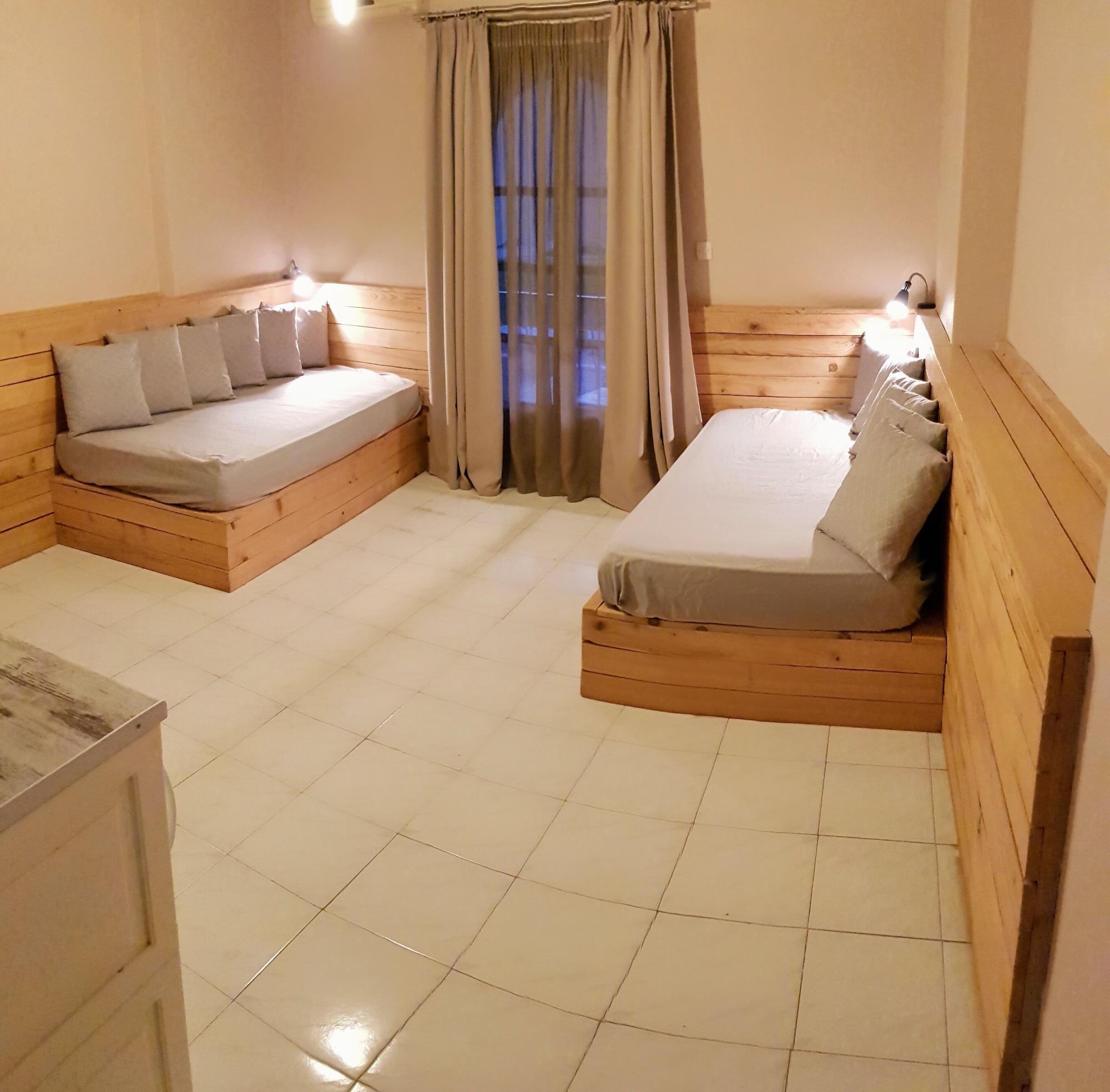 Aparthotel Anemos Polychrono
