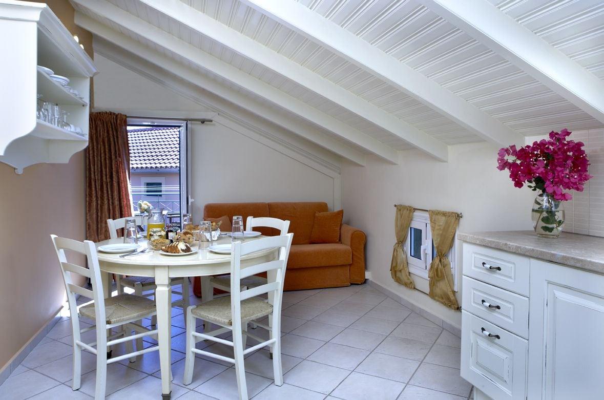 Dafnoudi Aparthotel 2*