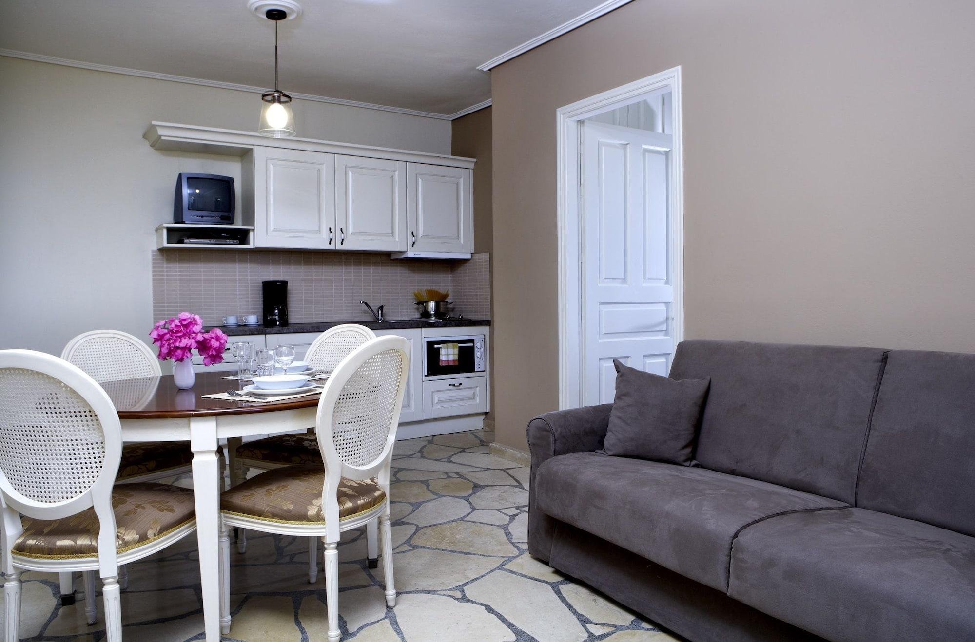 Dafnoudi Aparthotel Antipata (Erisos)