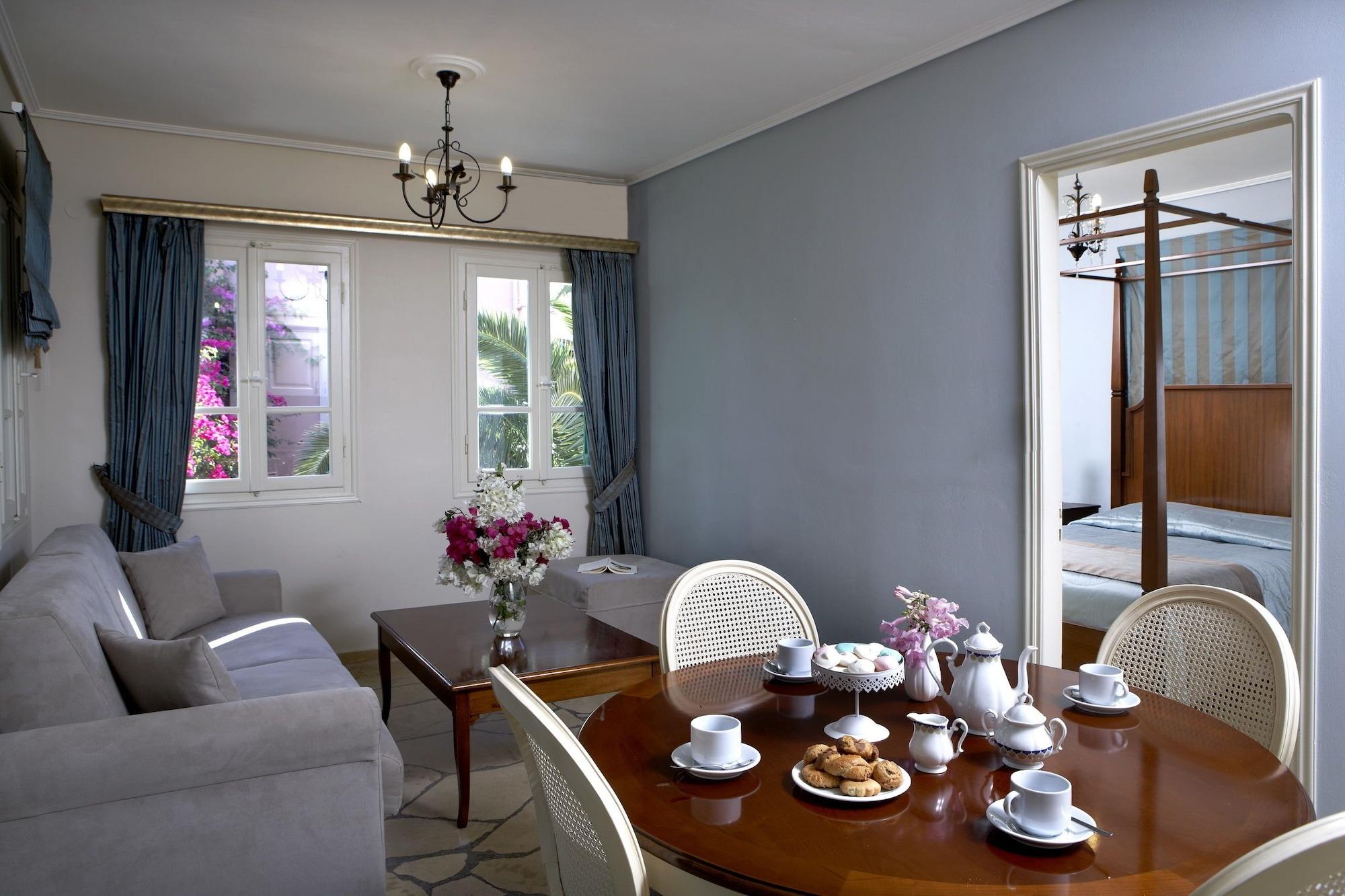 Aparthotel Dafnoudi Antipata (Erisos)