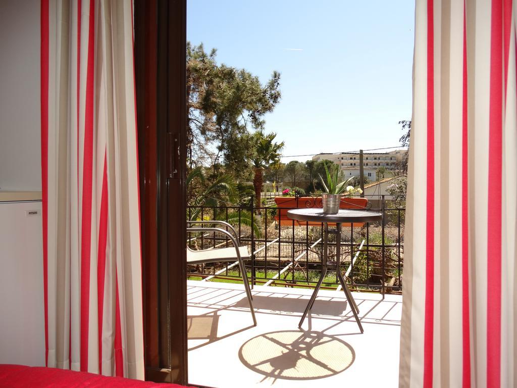Dassia Beach Pension Guest house Dassia (Corfu)