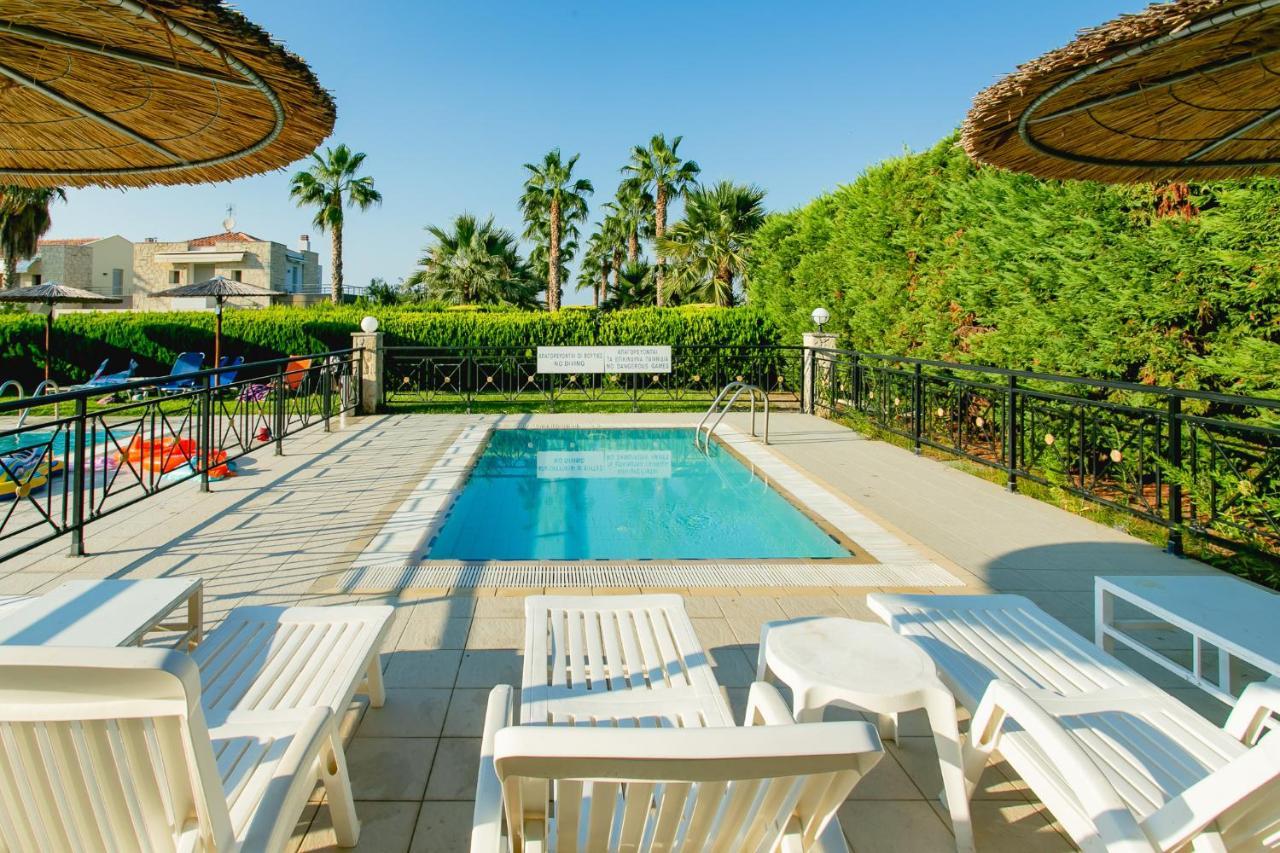 Golden Family Apartment *