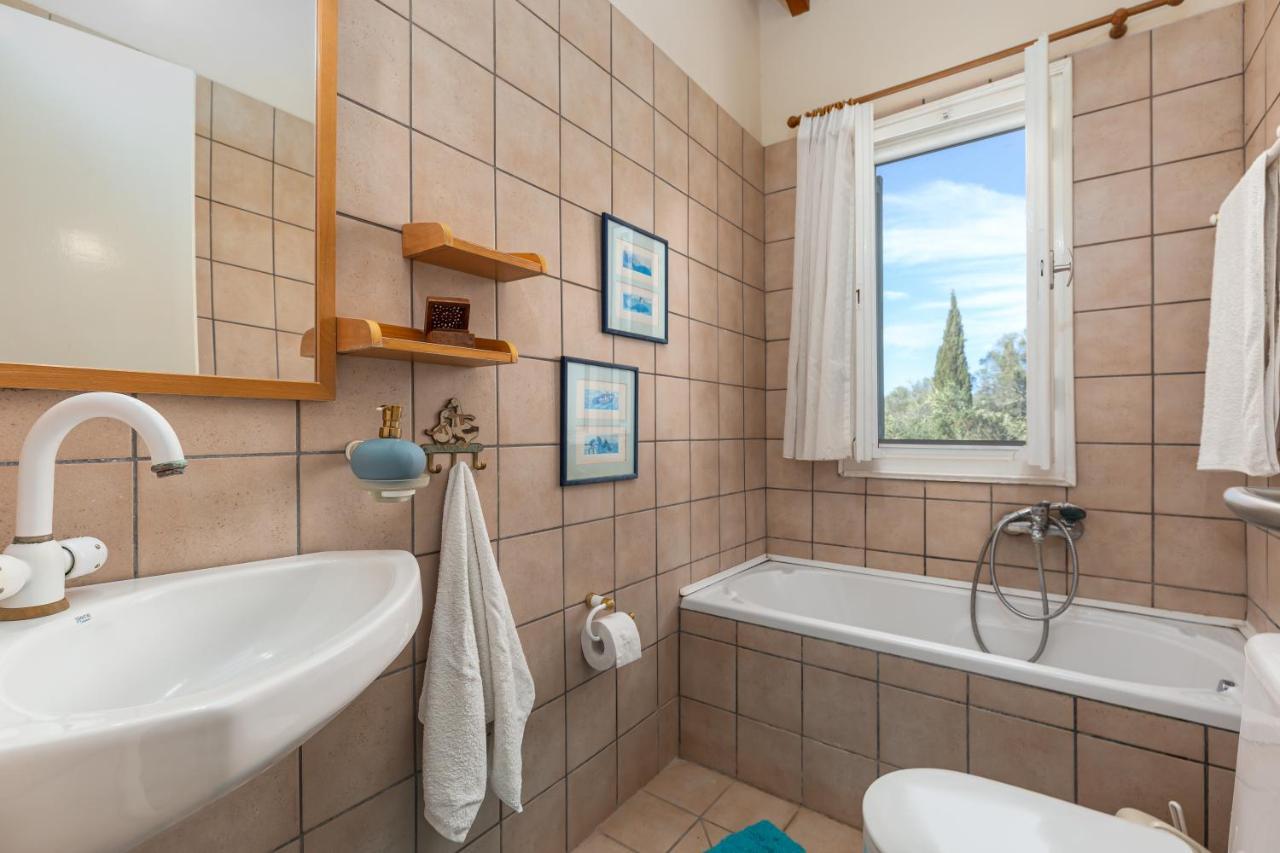 Country house Eythimia Sinarades